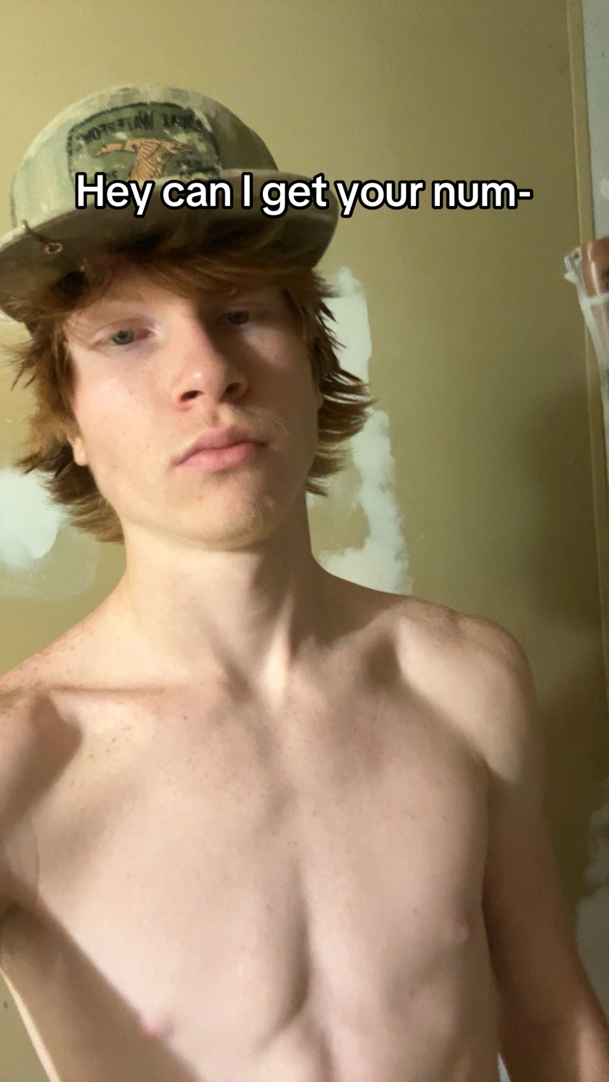 @Flÿ