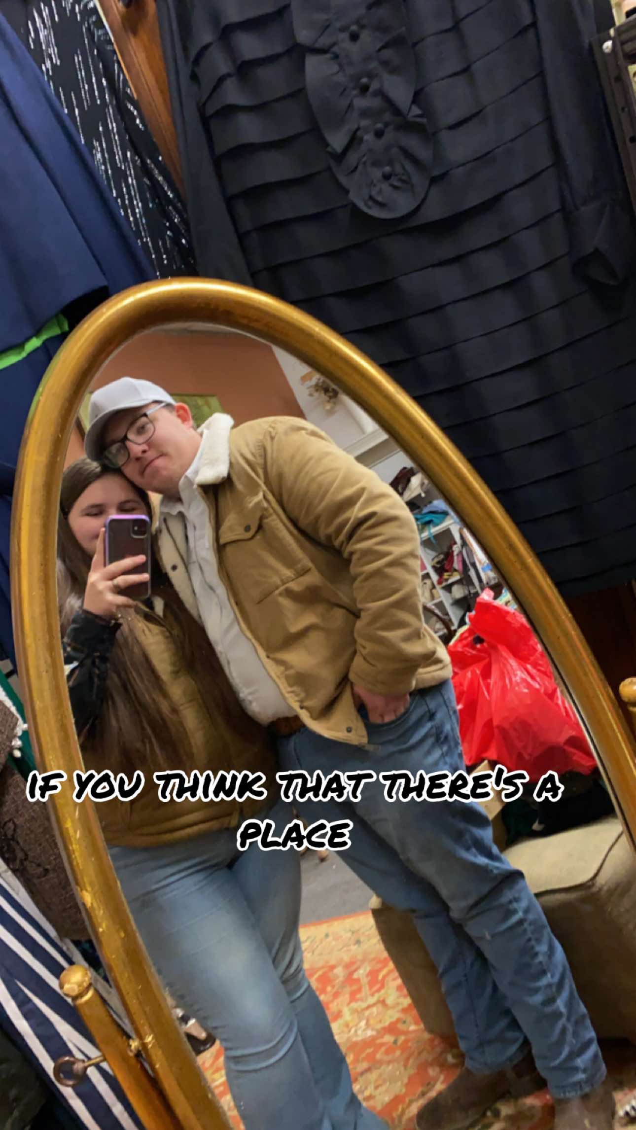 @Lou™️