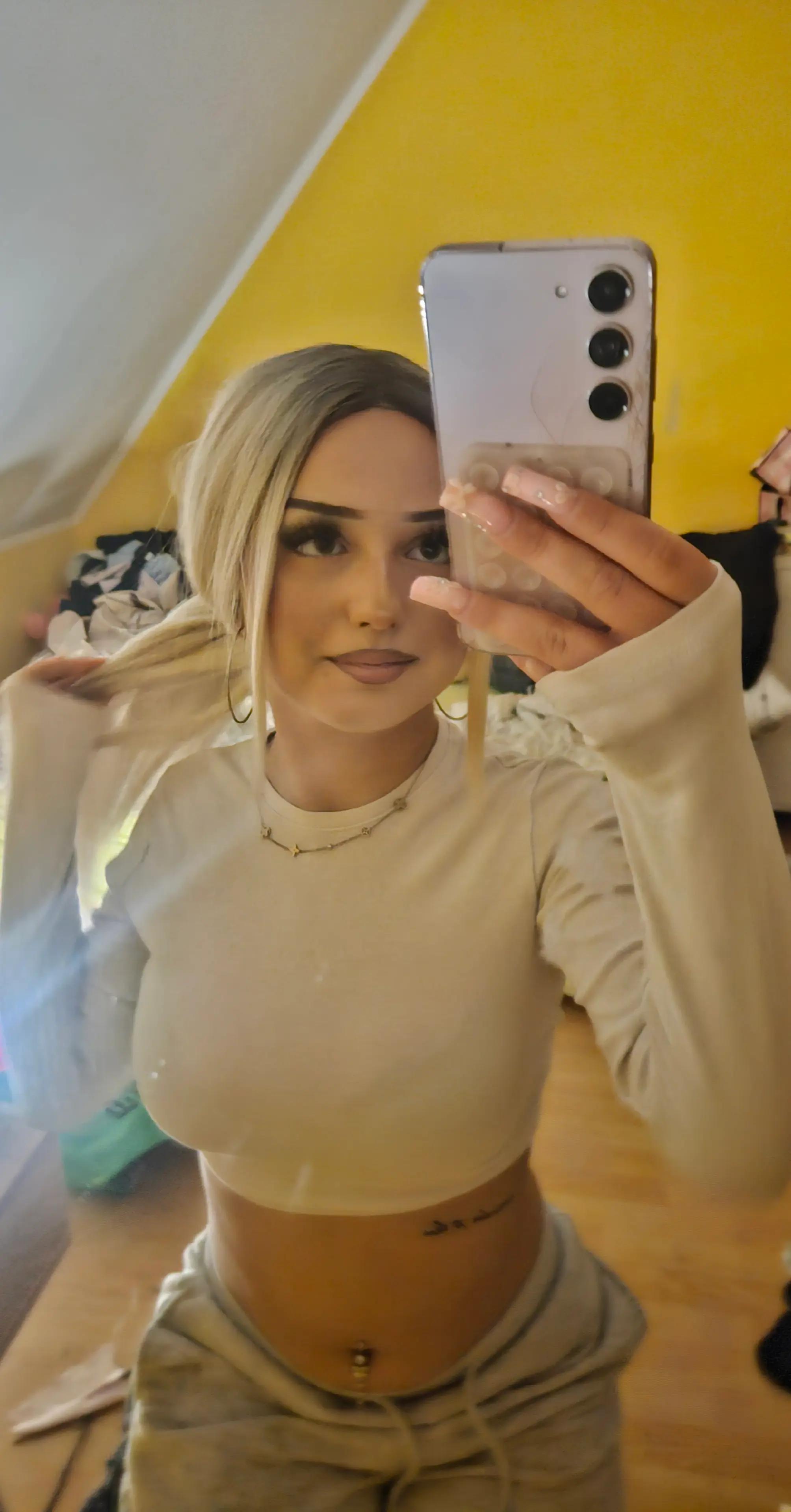 @𝒜𝒹𝒿𝒶𝒶𝒶𝒶🍓