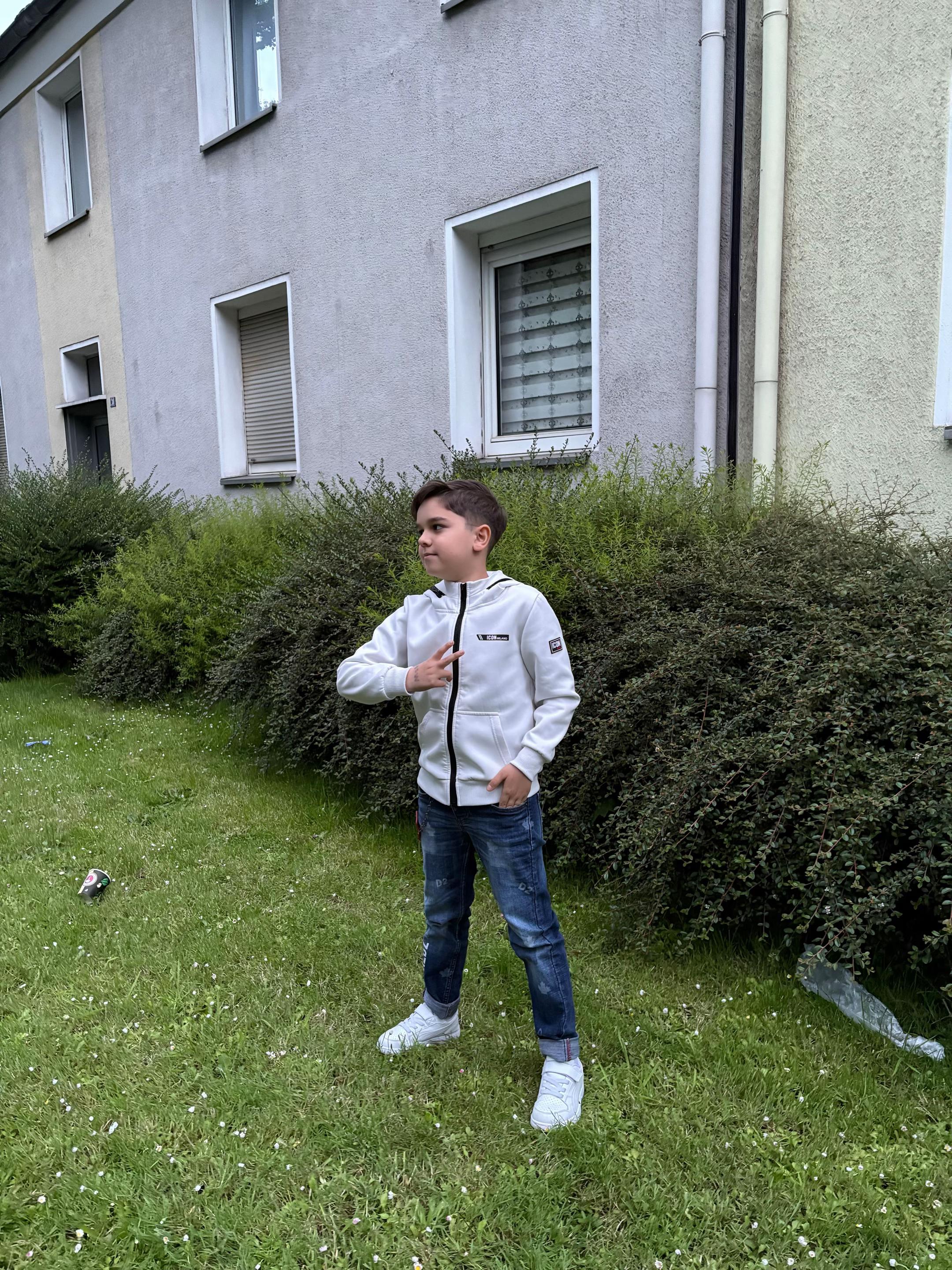 @Ayas 🥊