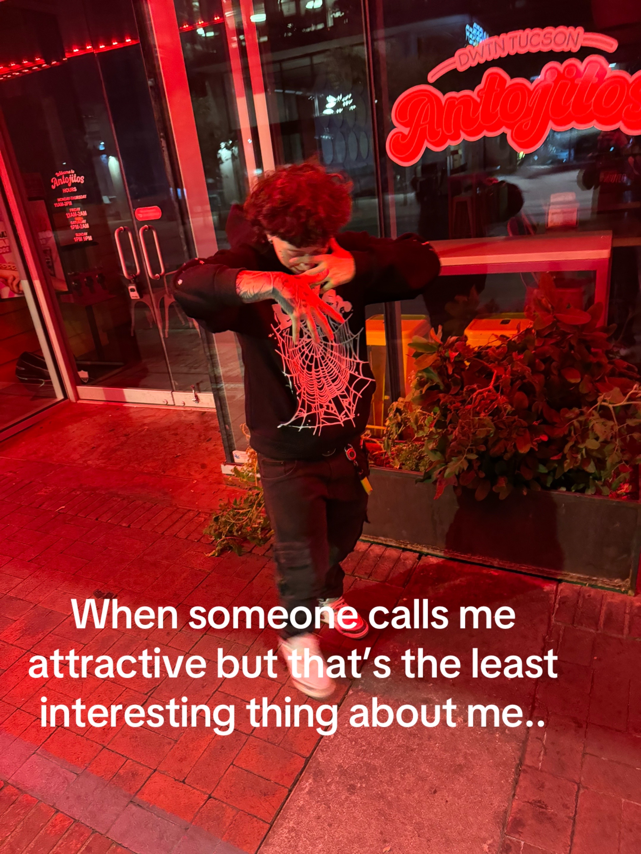 @v33bxby