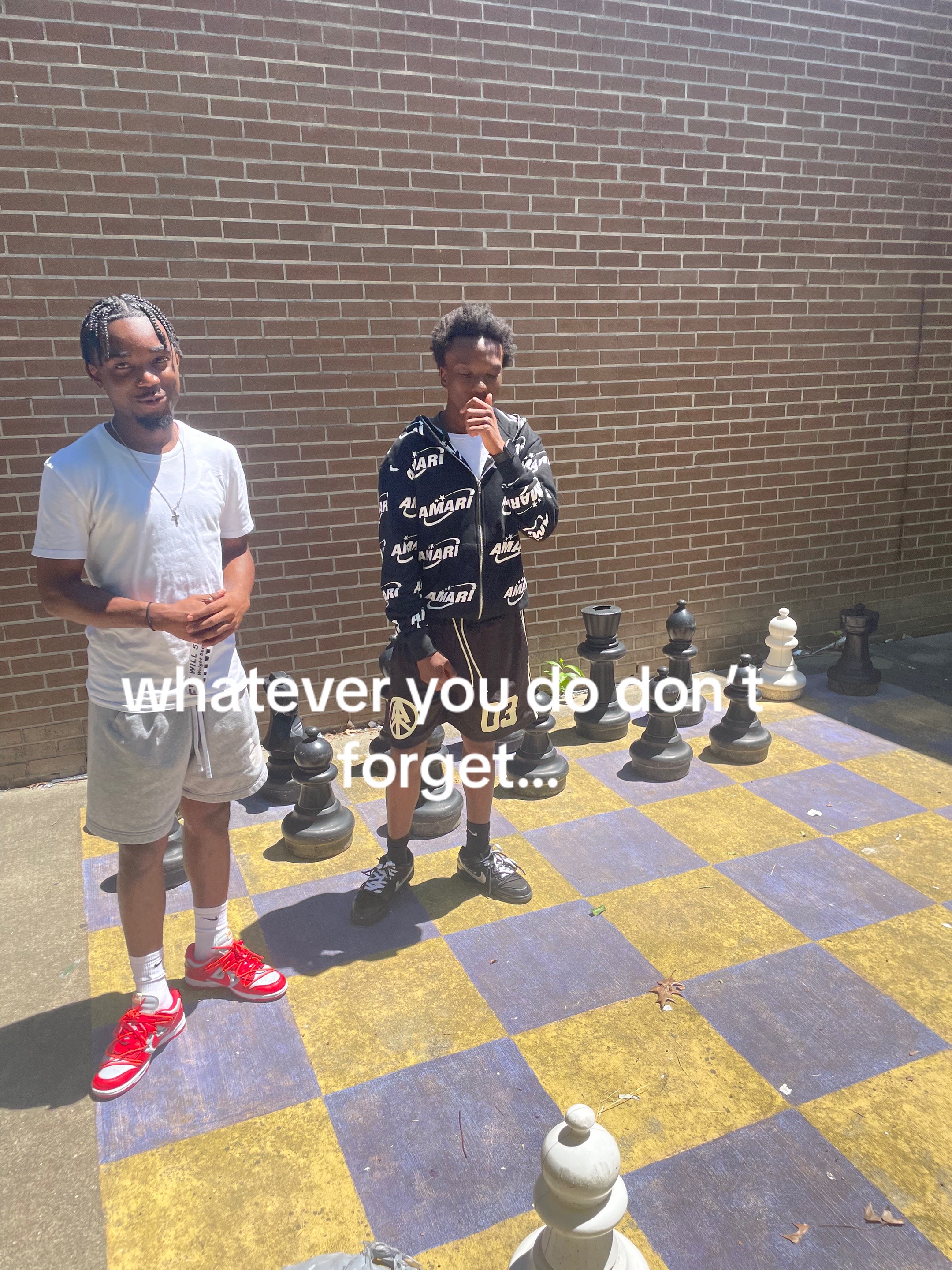 @dat 1 fly yn