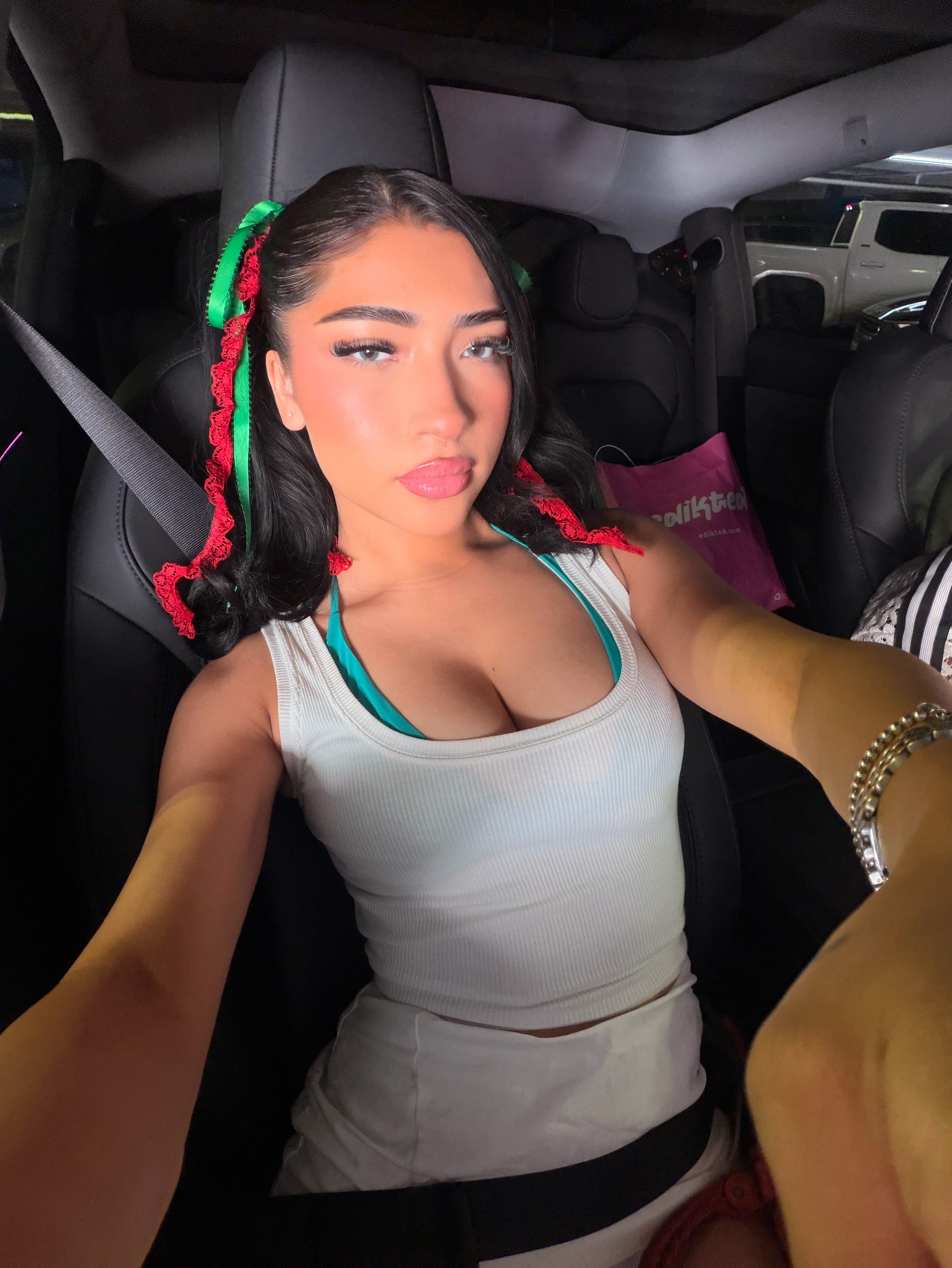@🎀