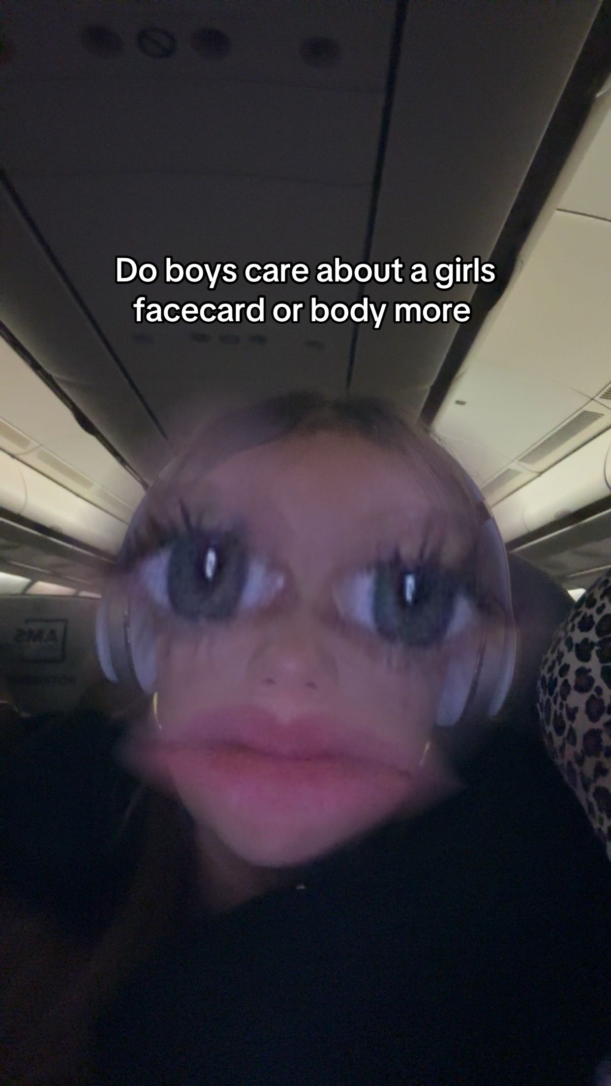 @💋