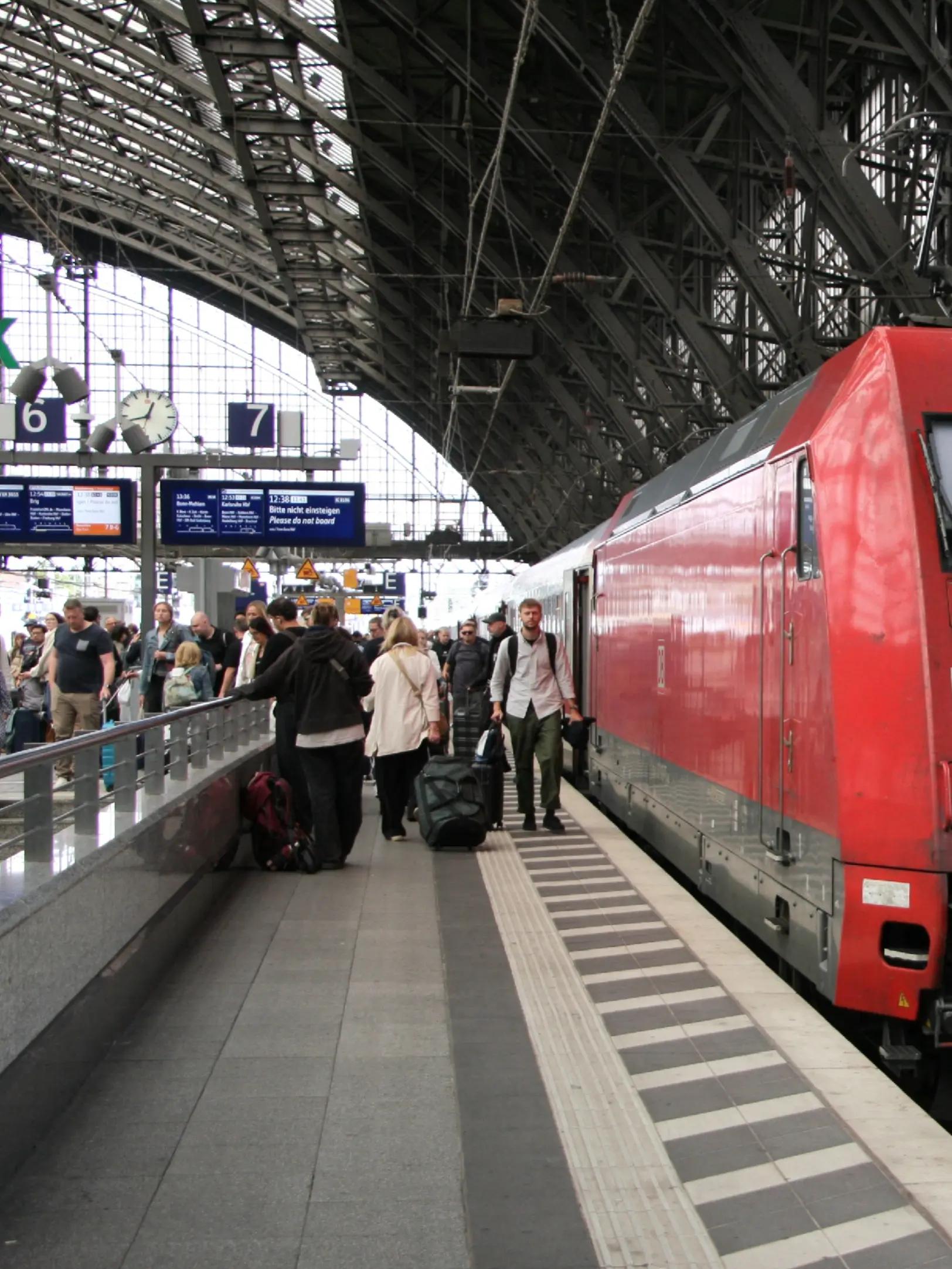 @railway_Jo_485