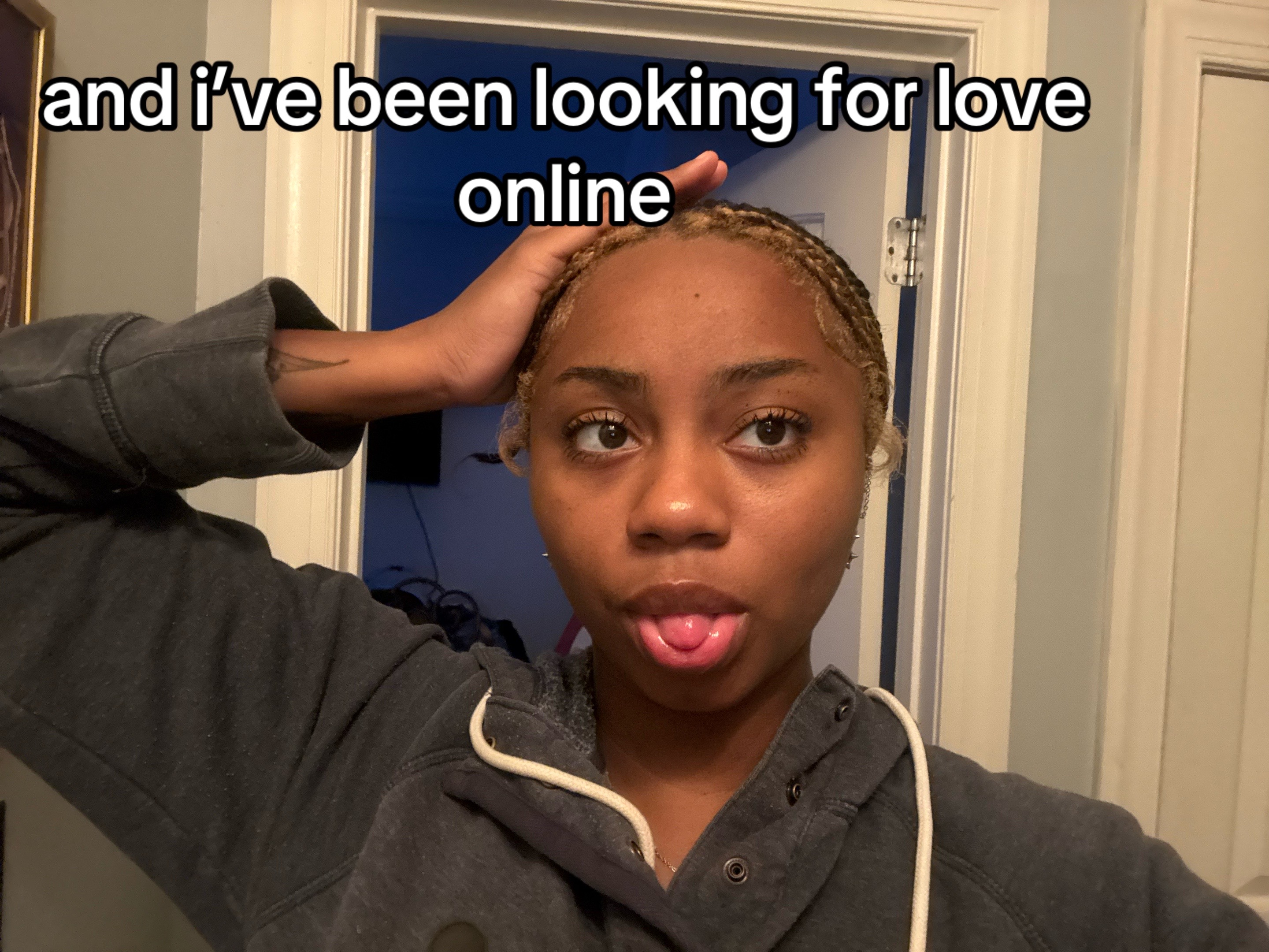 @J🖤🕸️