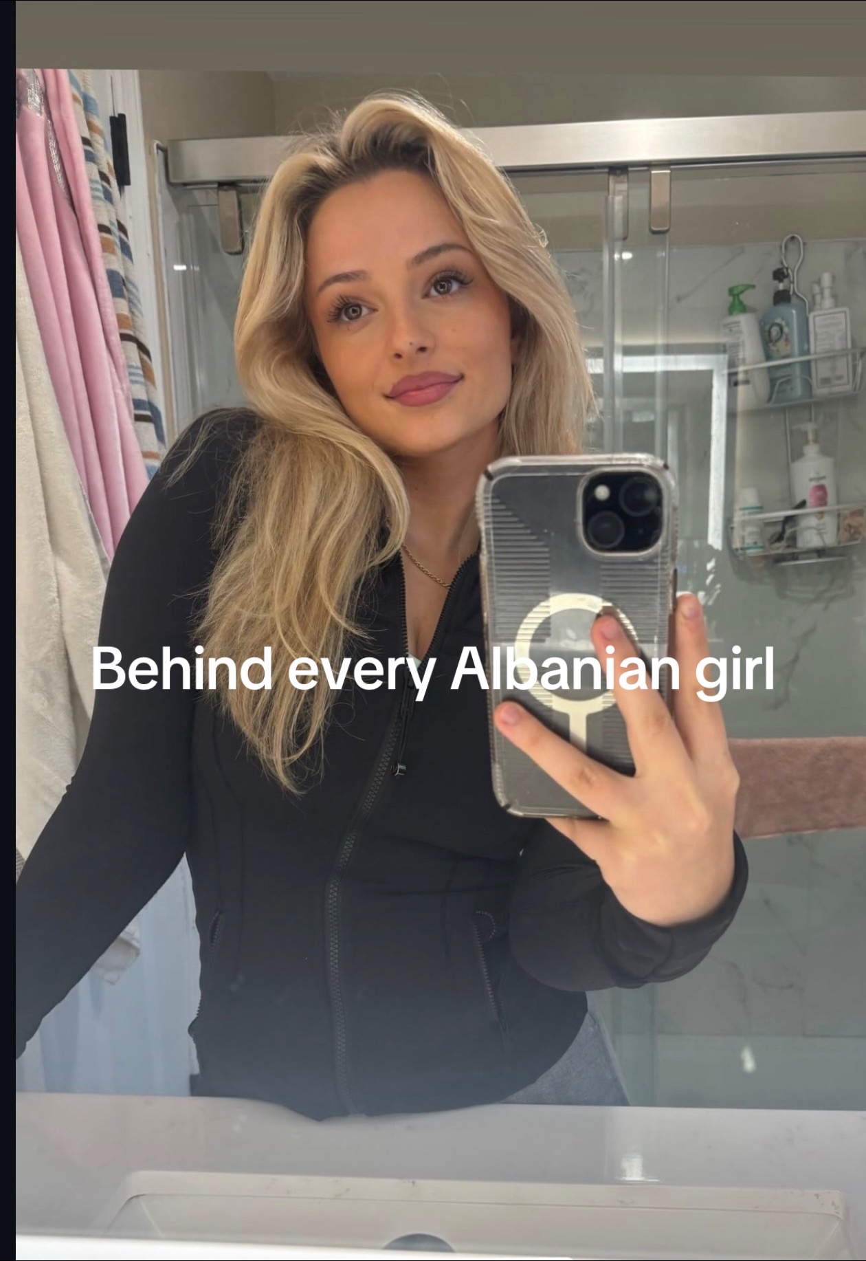 @Shania🇦🇱