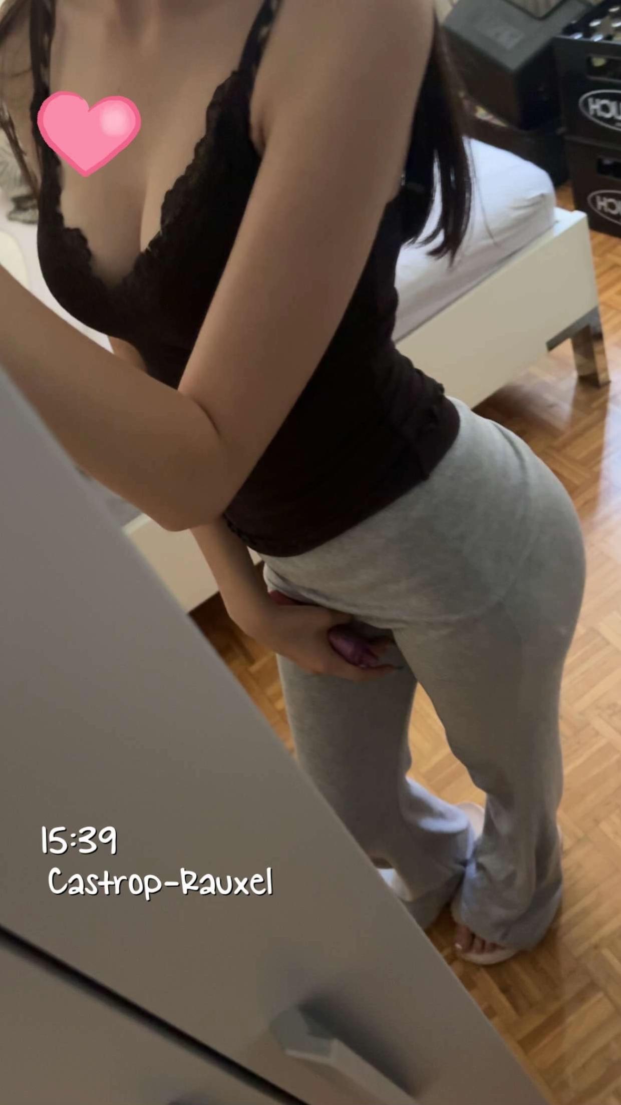 @︎ ︎ ︎ ꨄ