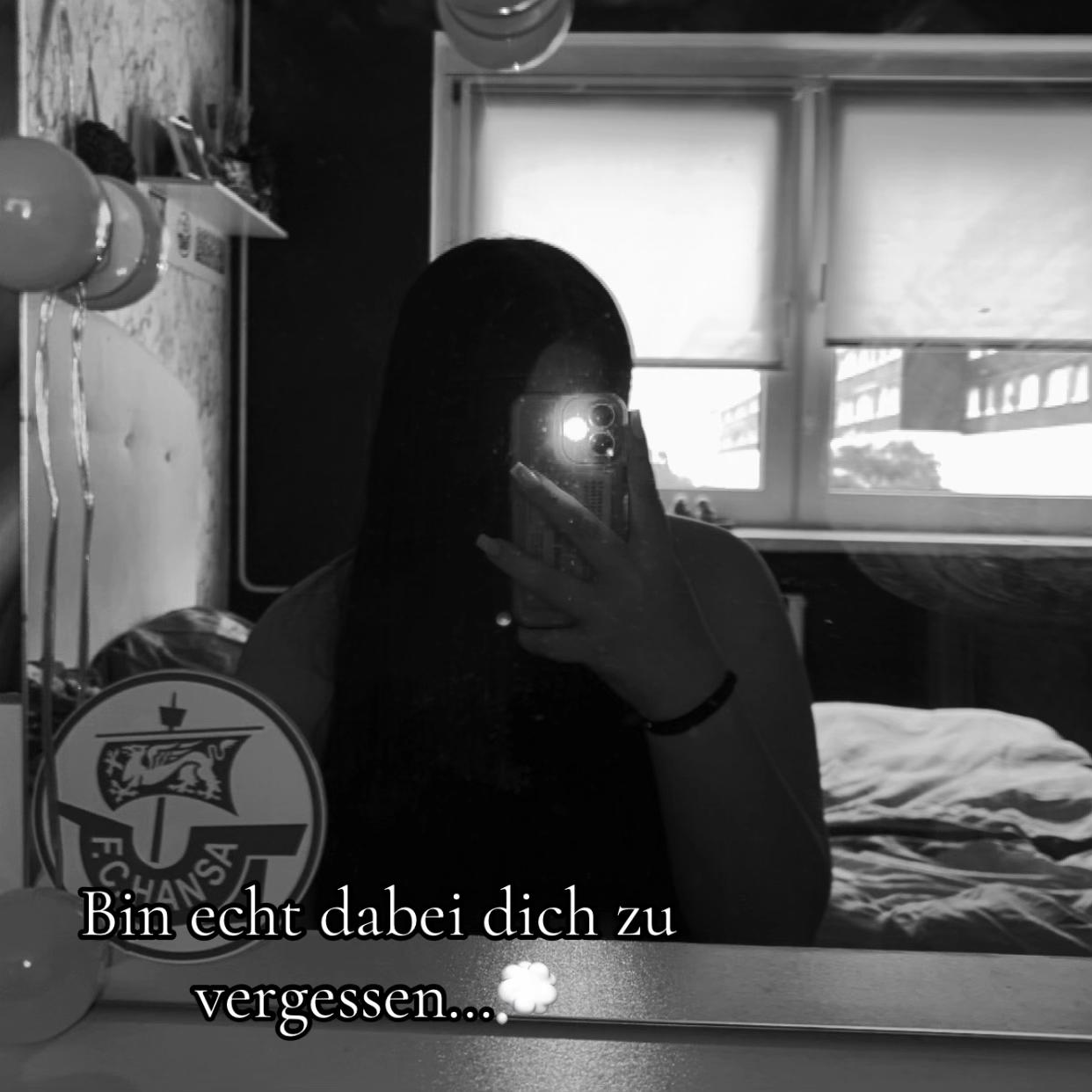 @𝑰𝒕𝒔_𝑨𝒏𝒏𝒂𝒍𝒆𝒏𝒂