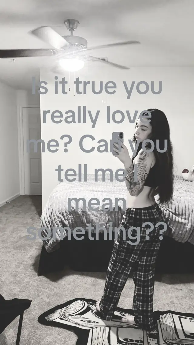 @whitegirl