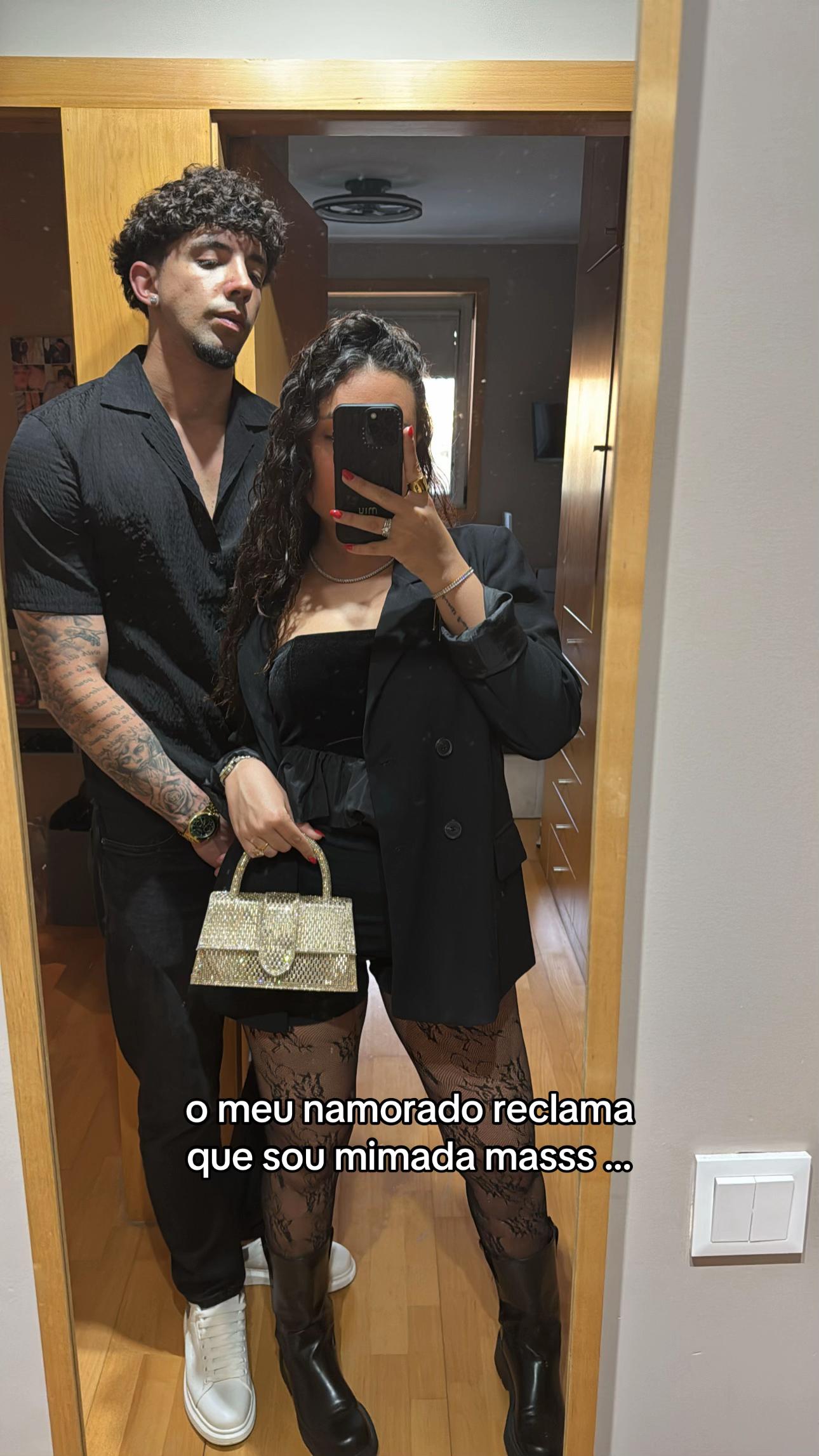 @Carolina✨