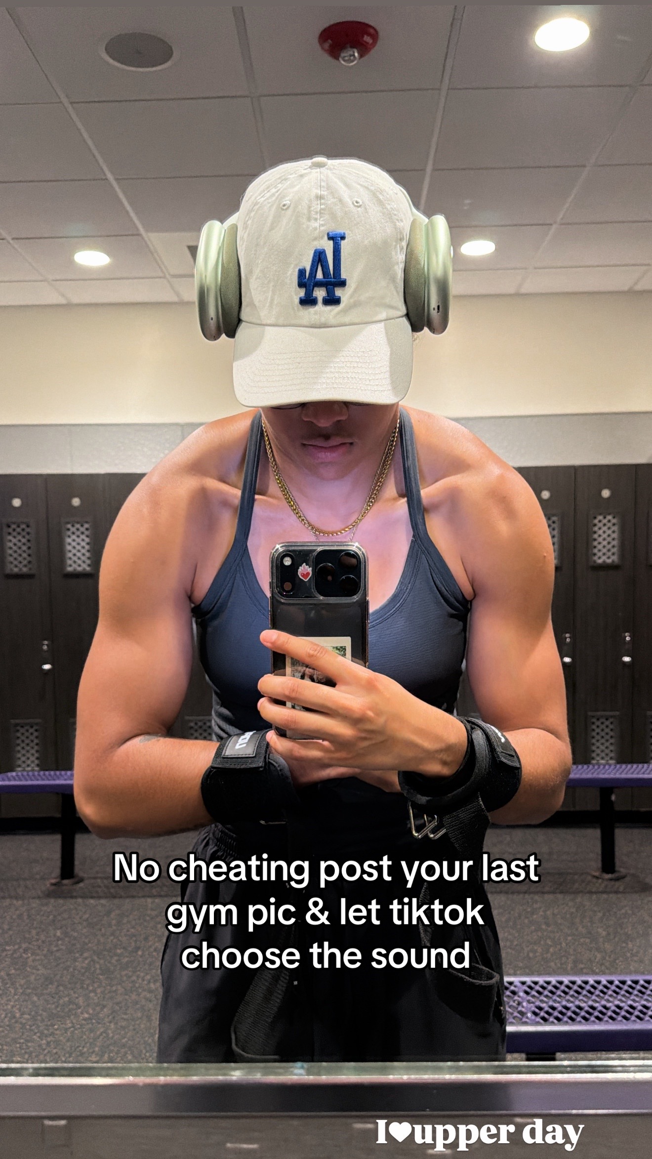 @B👑