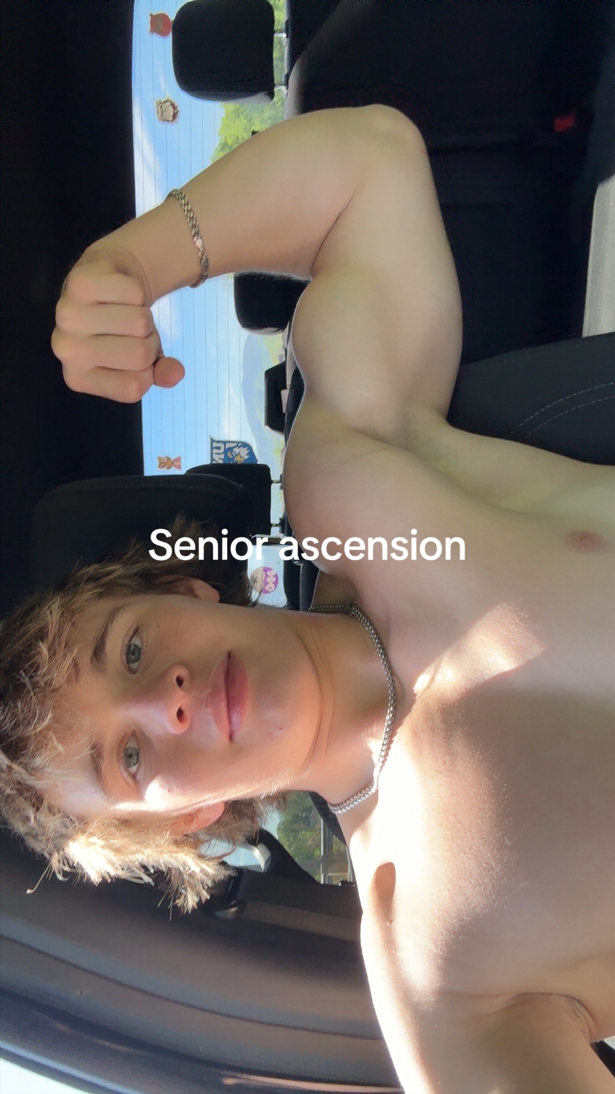 @Thomai