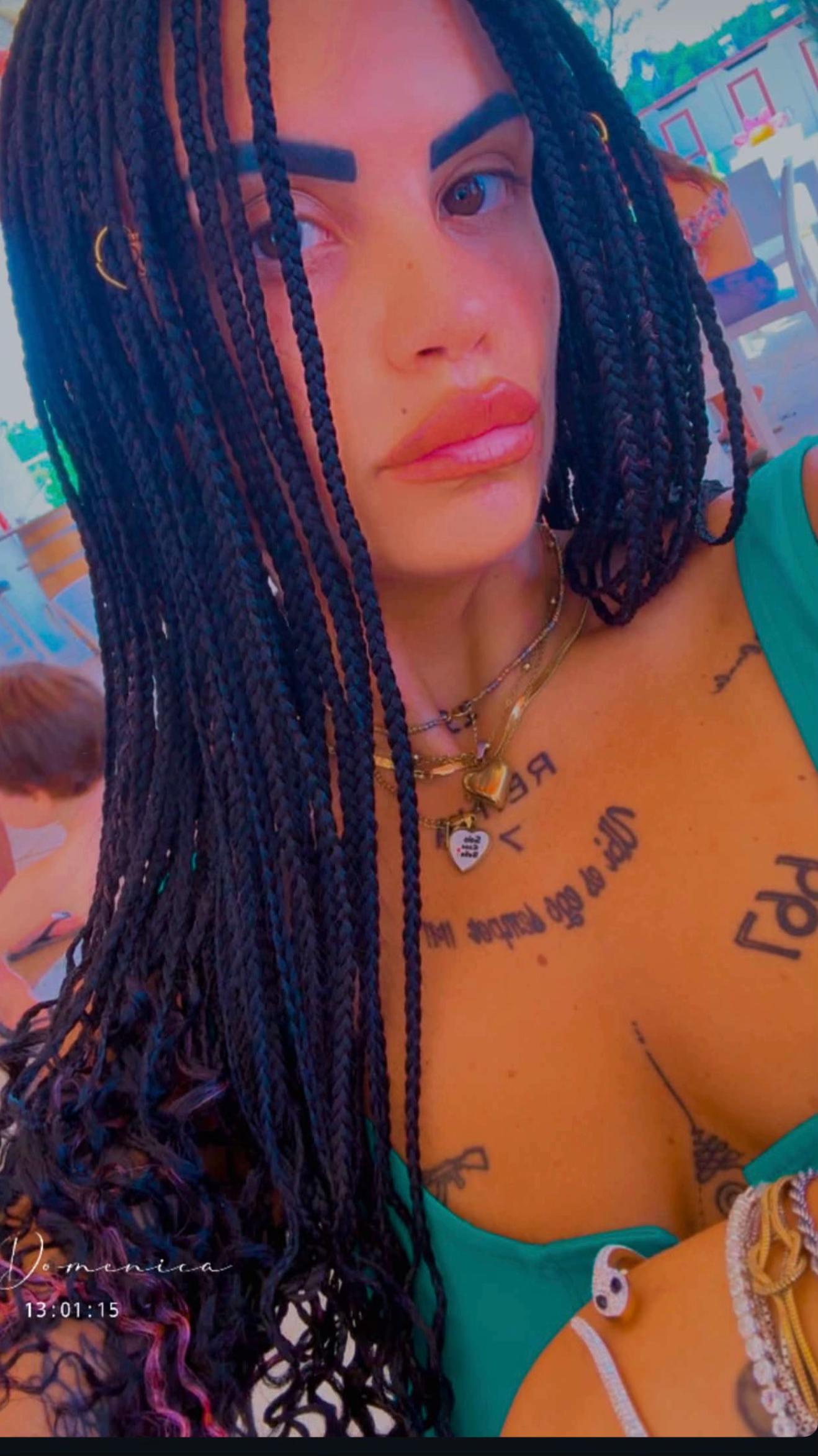 @REINA 7
