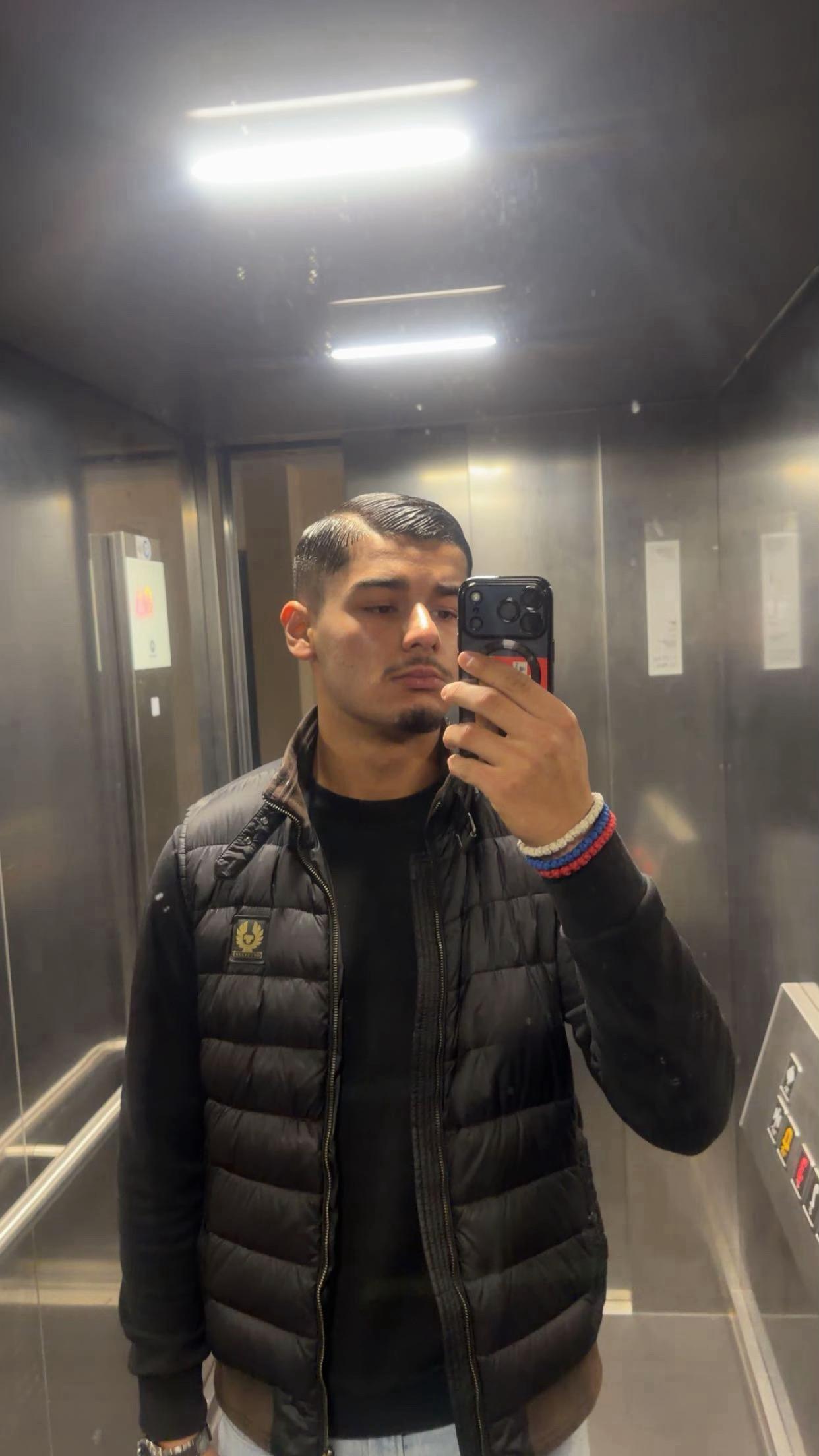 @82aki