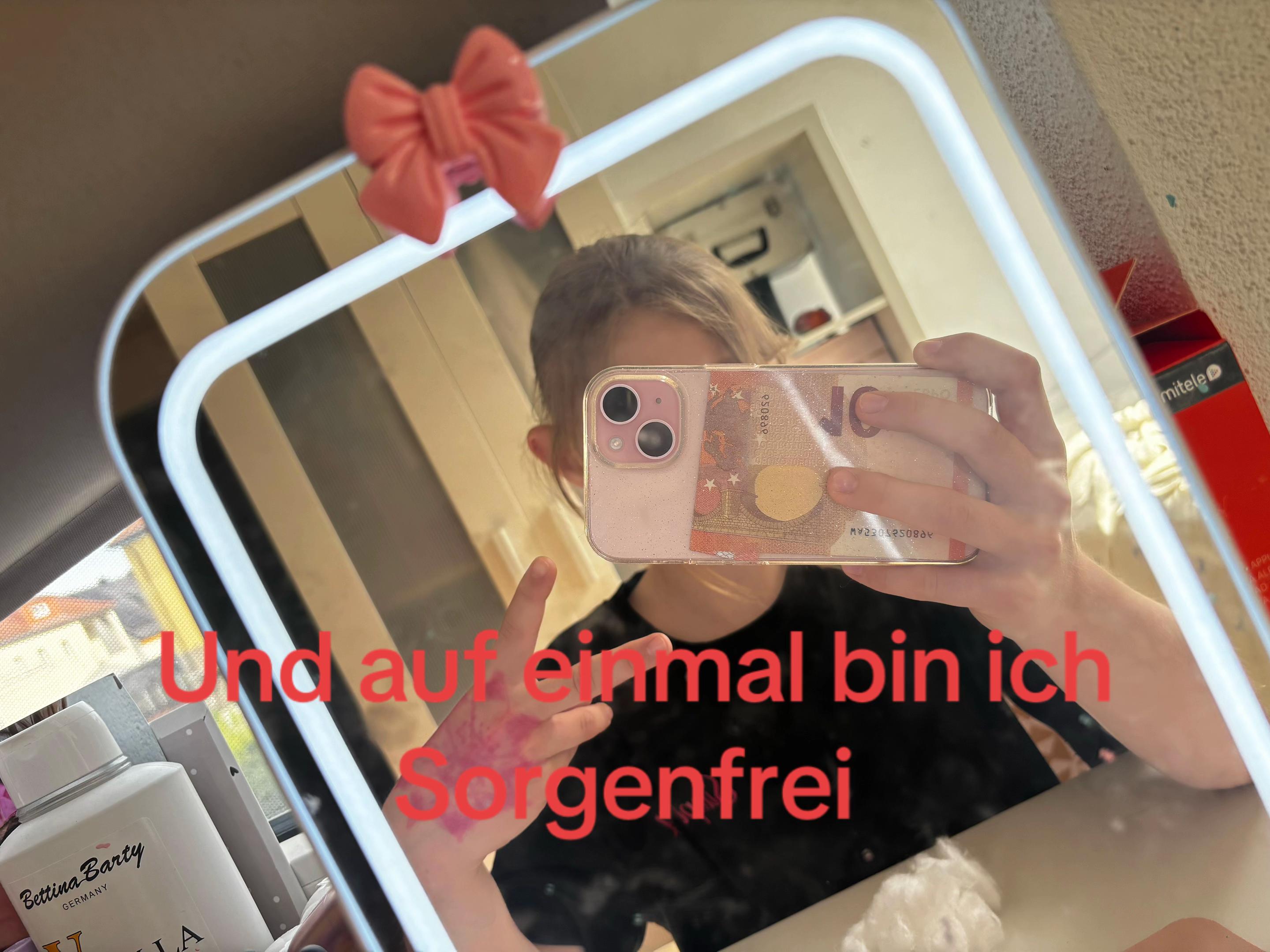 @secret_lilli_
