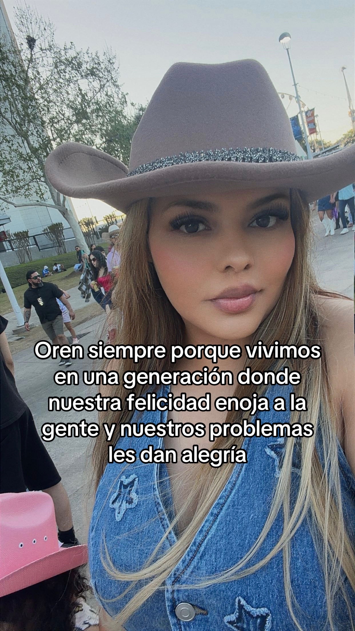 @Anet Sanchez🐆🍒🪩🍸