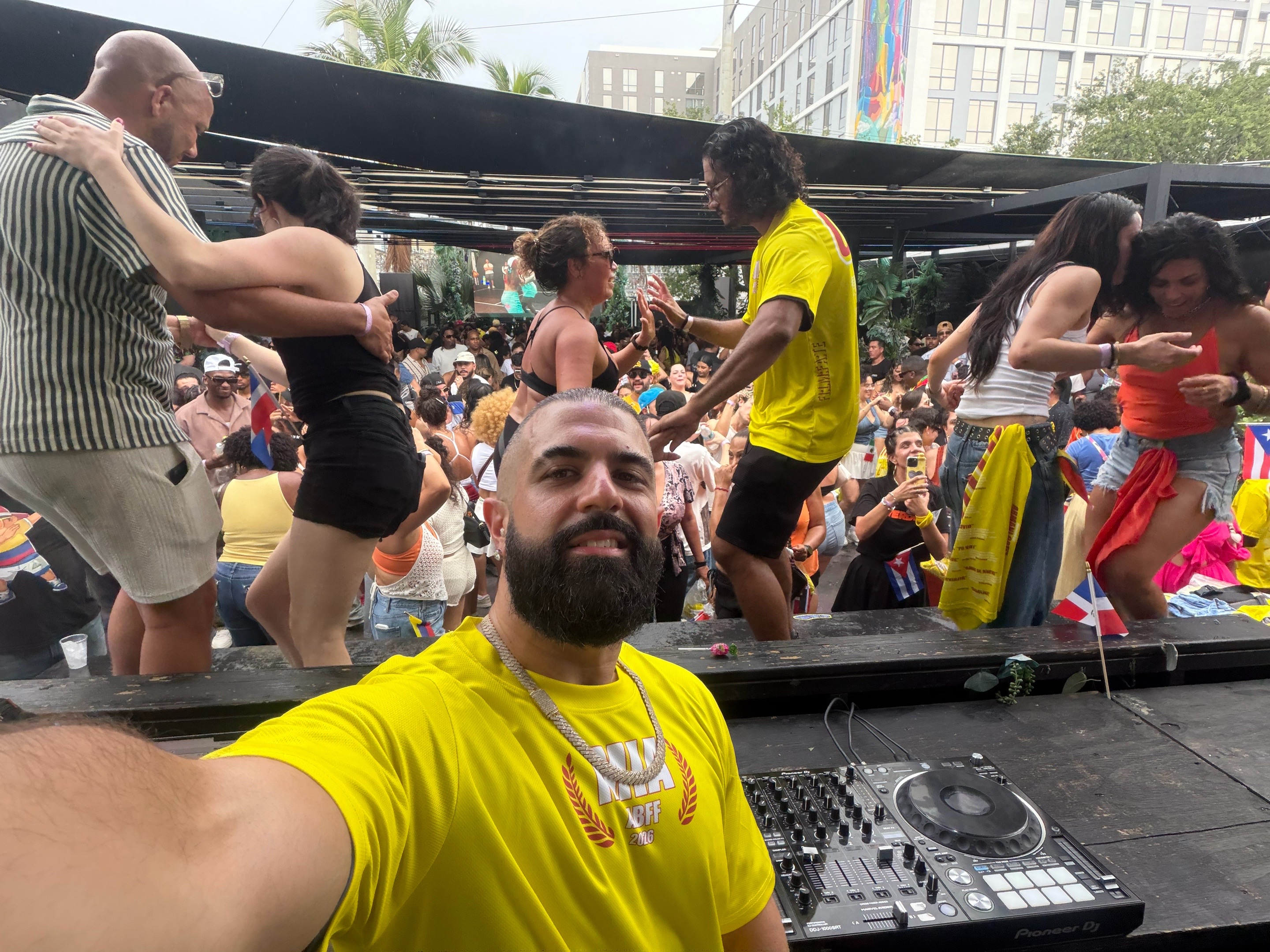 @Dj Messiah
