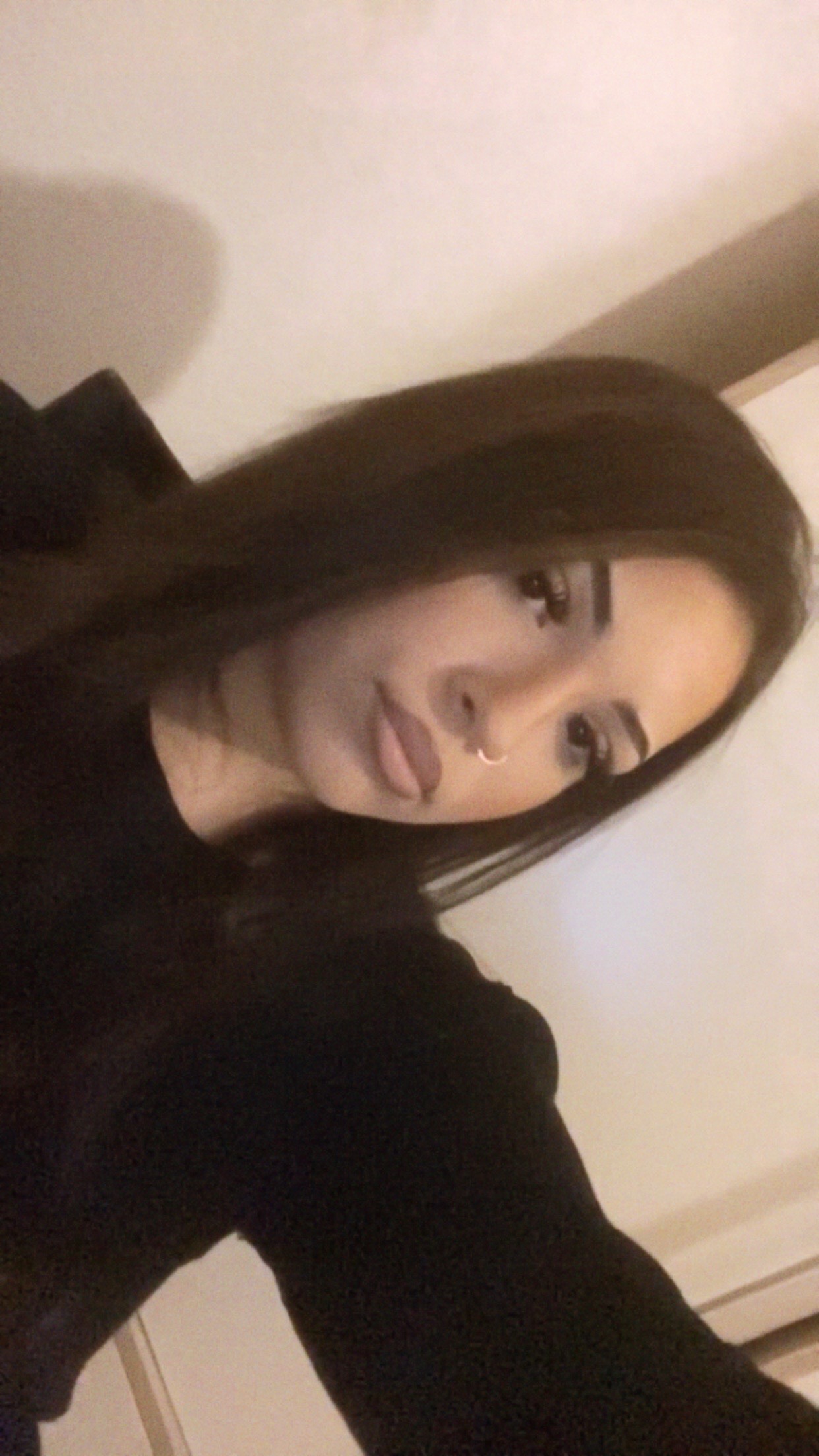 @𝐀𝐧𝐝𝐫𝐚 🩷