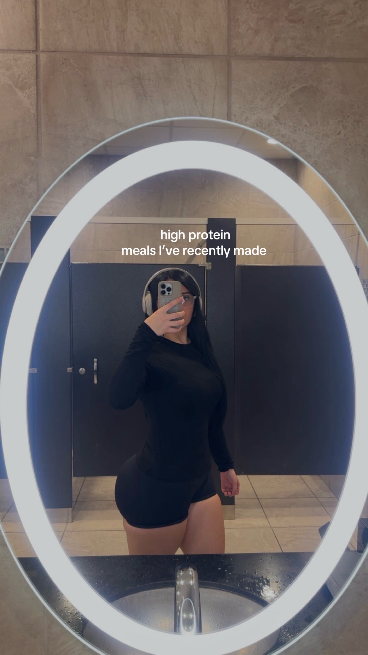 @sarah m.