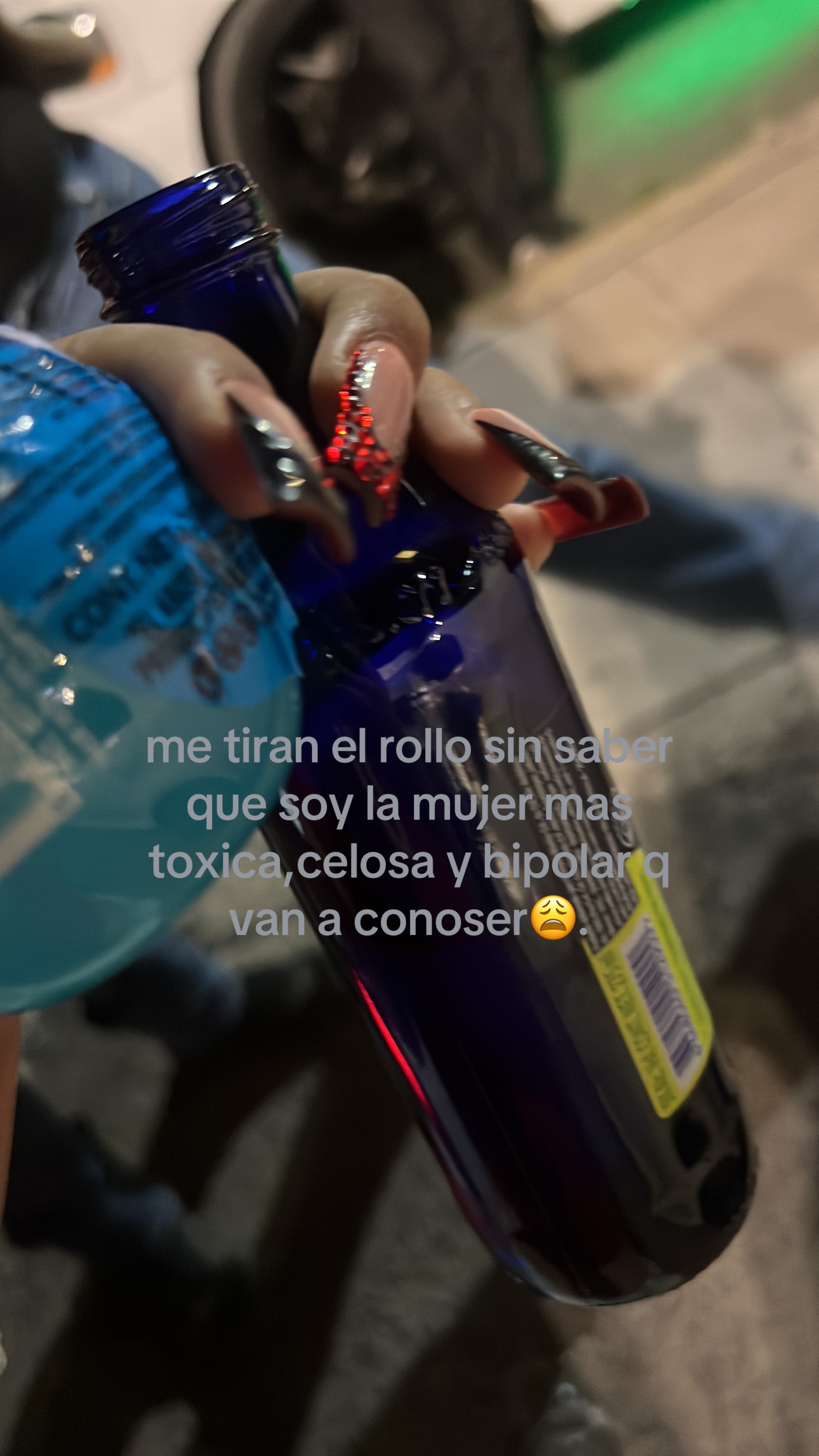 @￴￴
