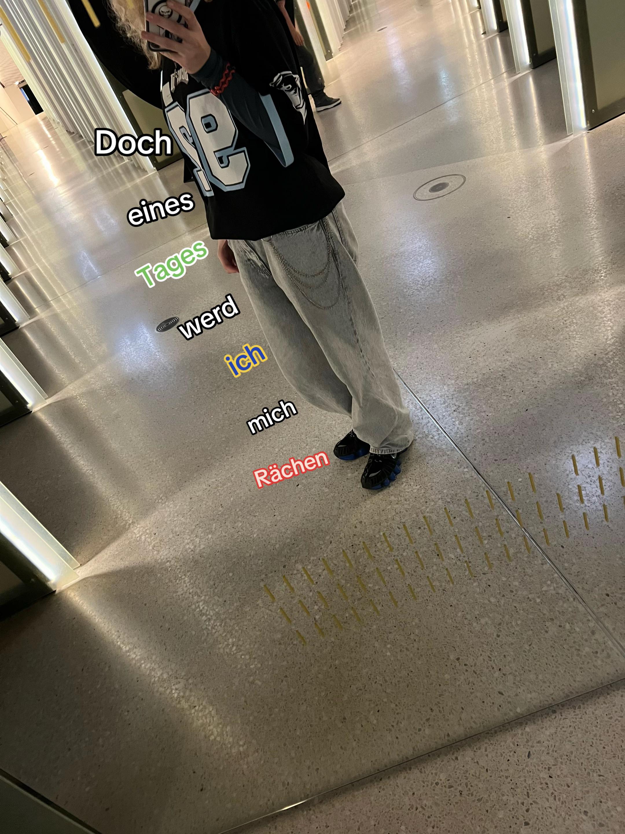 @๐ø๐๐ฉ๐ช๐ฆ