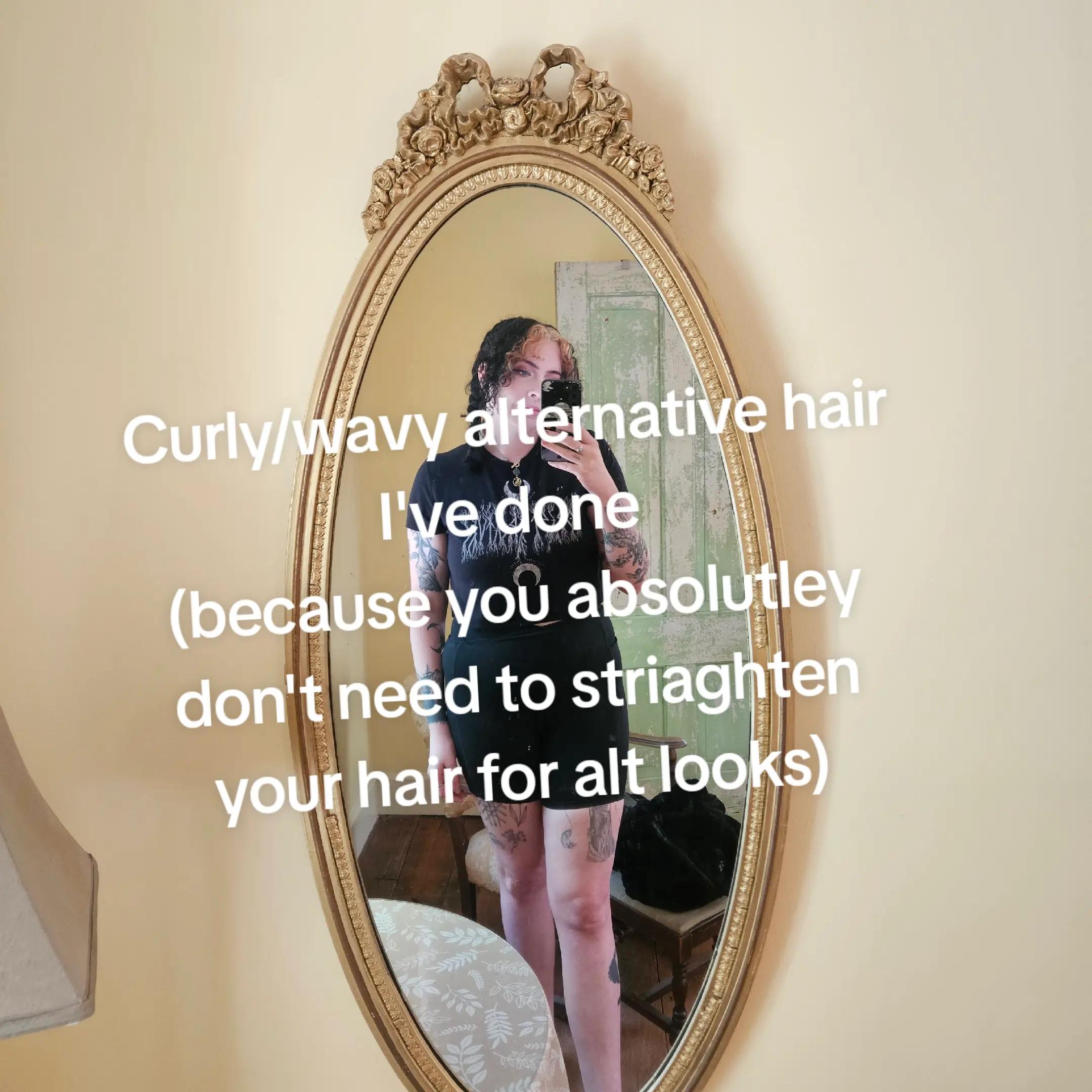 @lunar.sanctum.hair.co