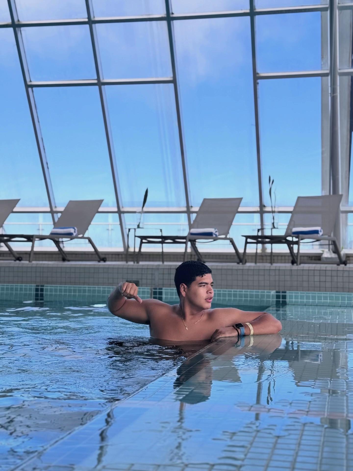 @Roberto verenzuela