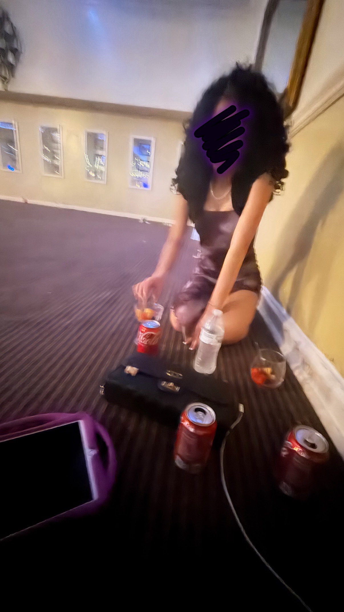 @️
