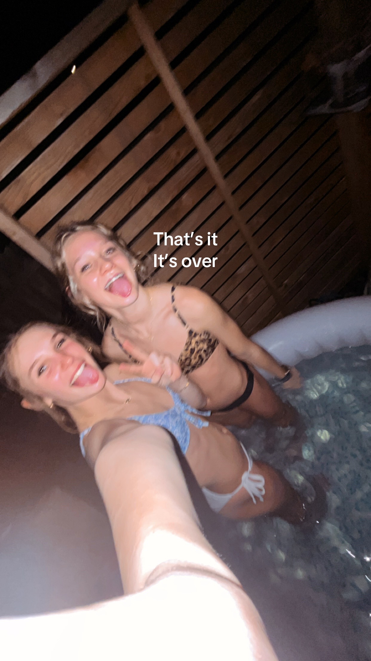 @…