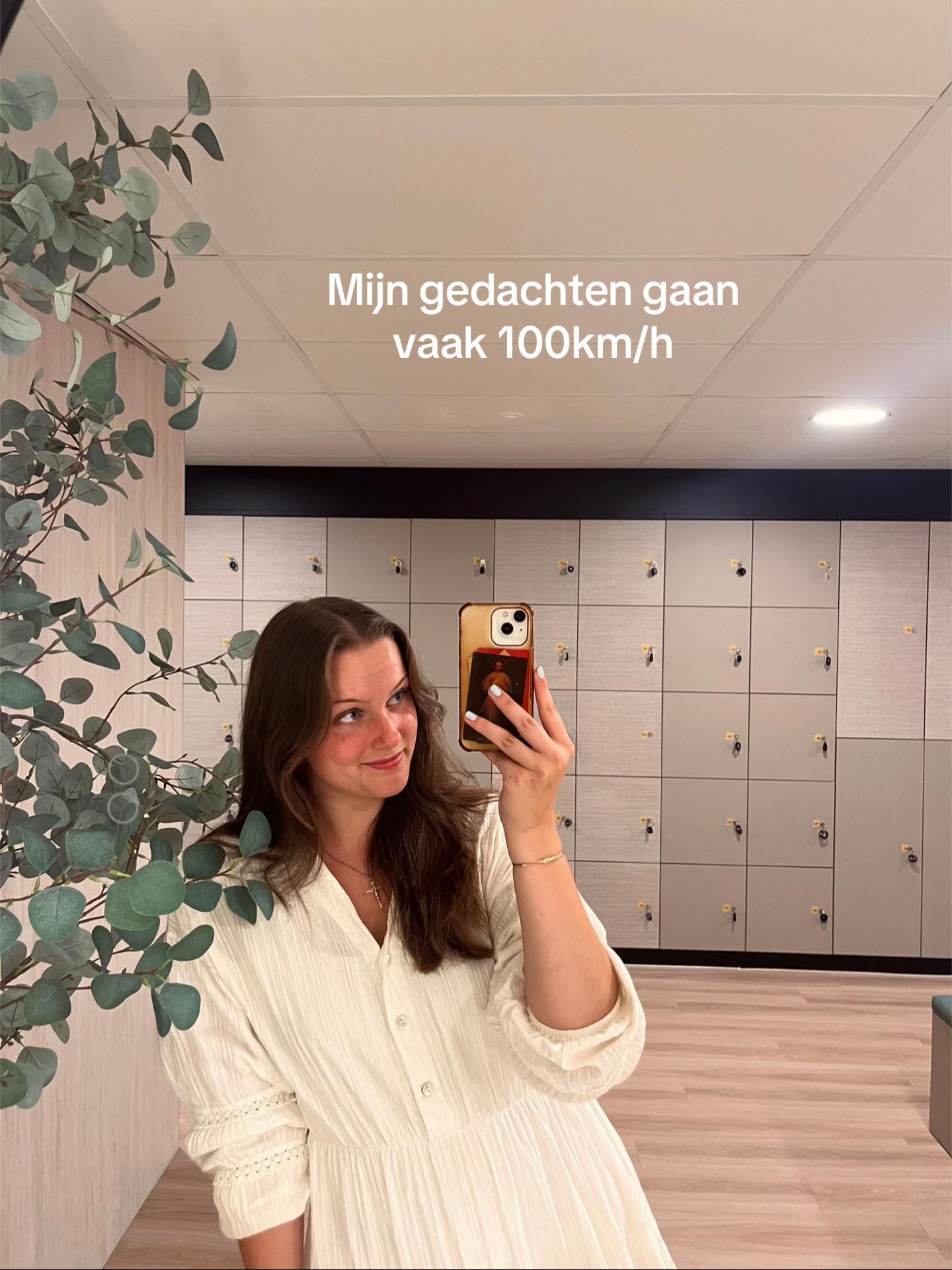 @romykersten ✞