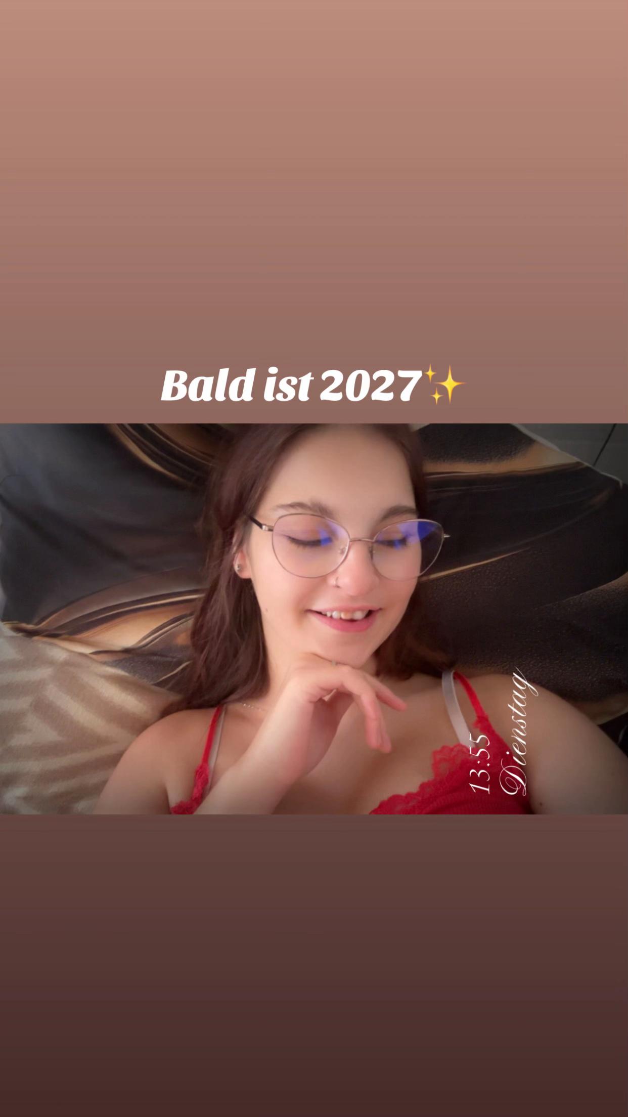 @Lara