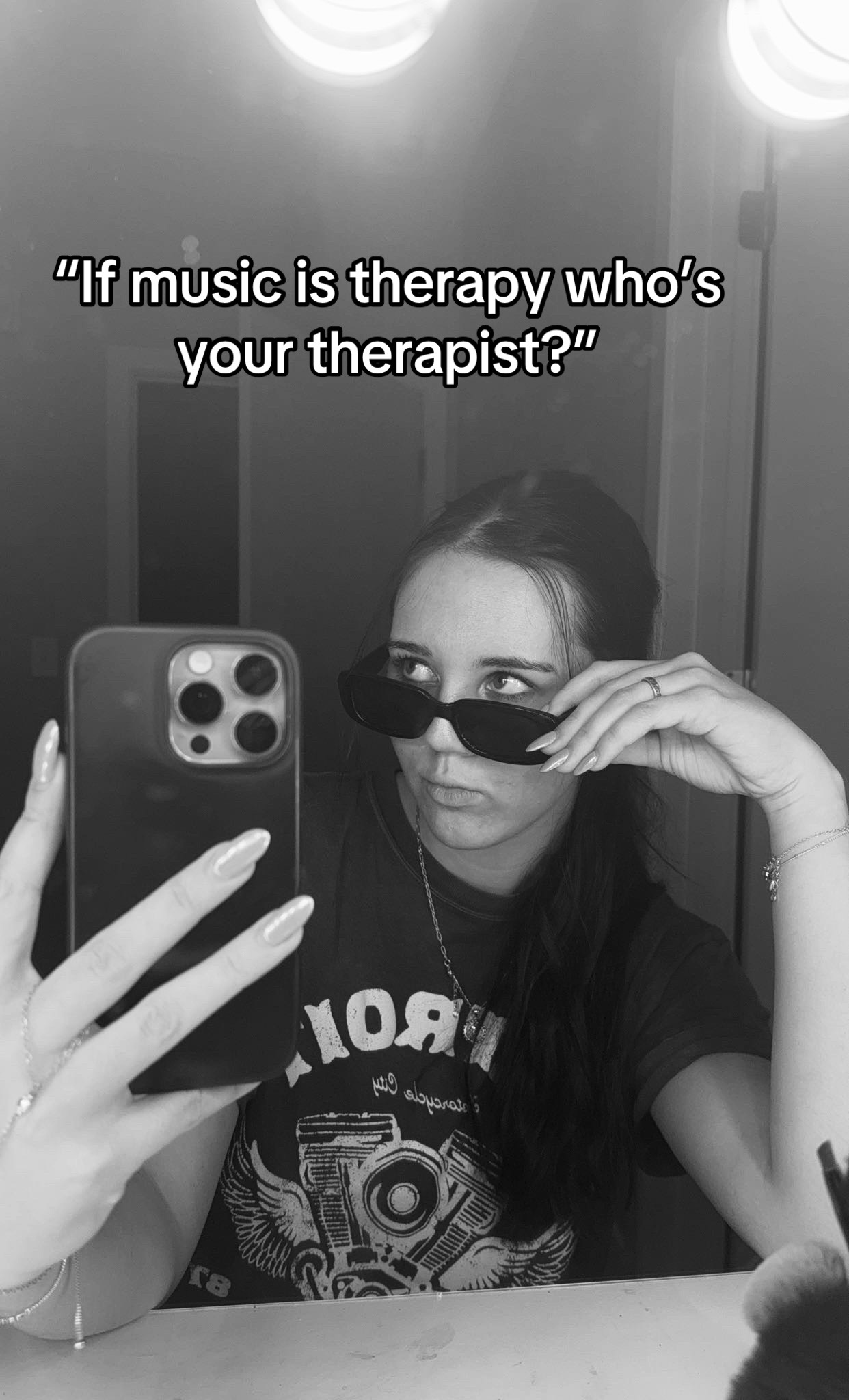@Taylor 🎱💋🖤🍒