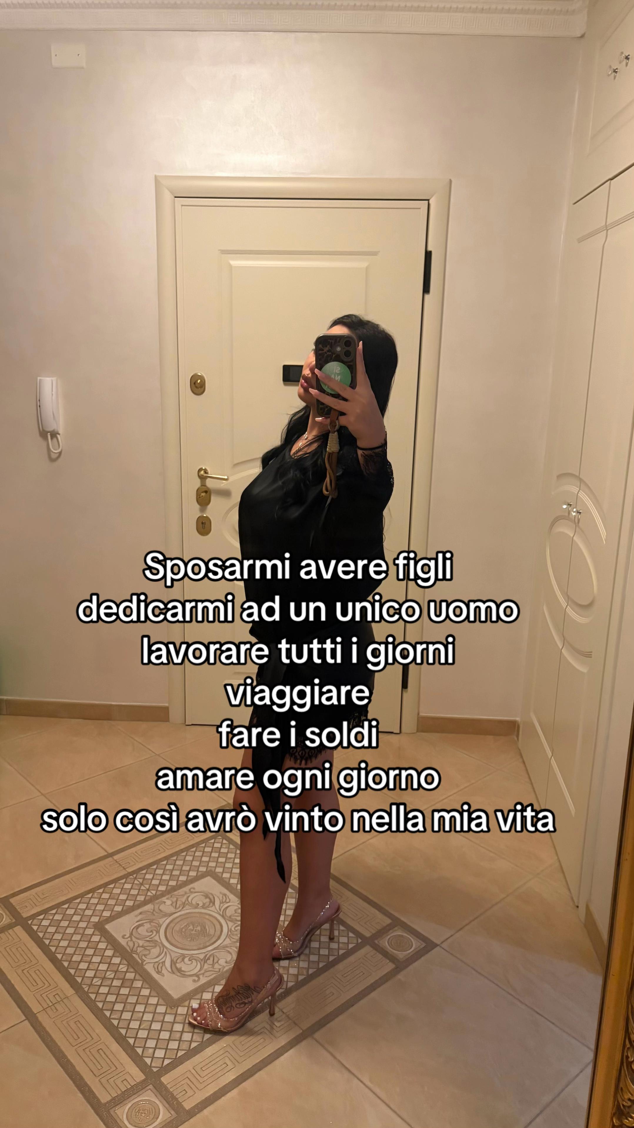 @alxsja_