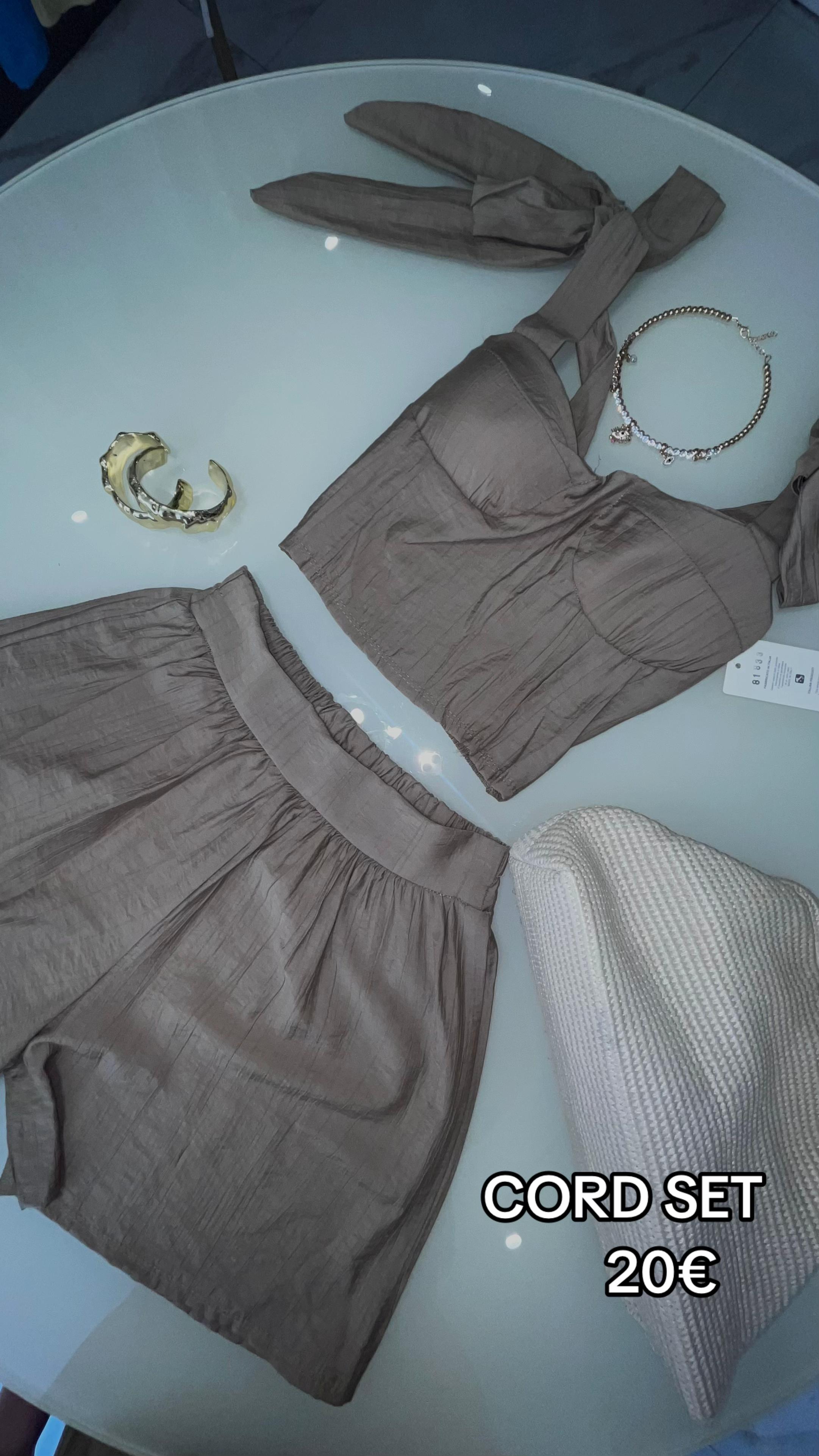 @CORUS BOUTIQUE