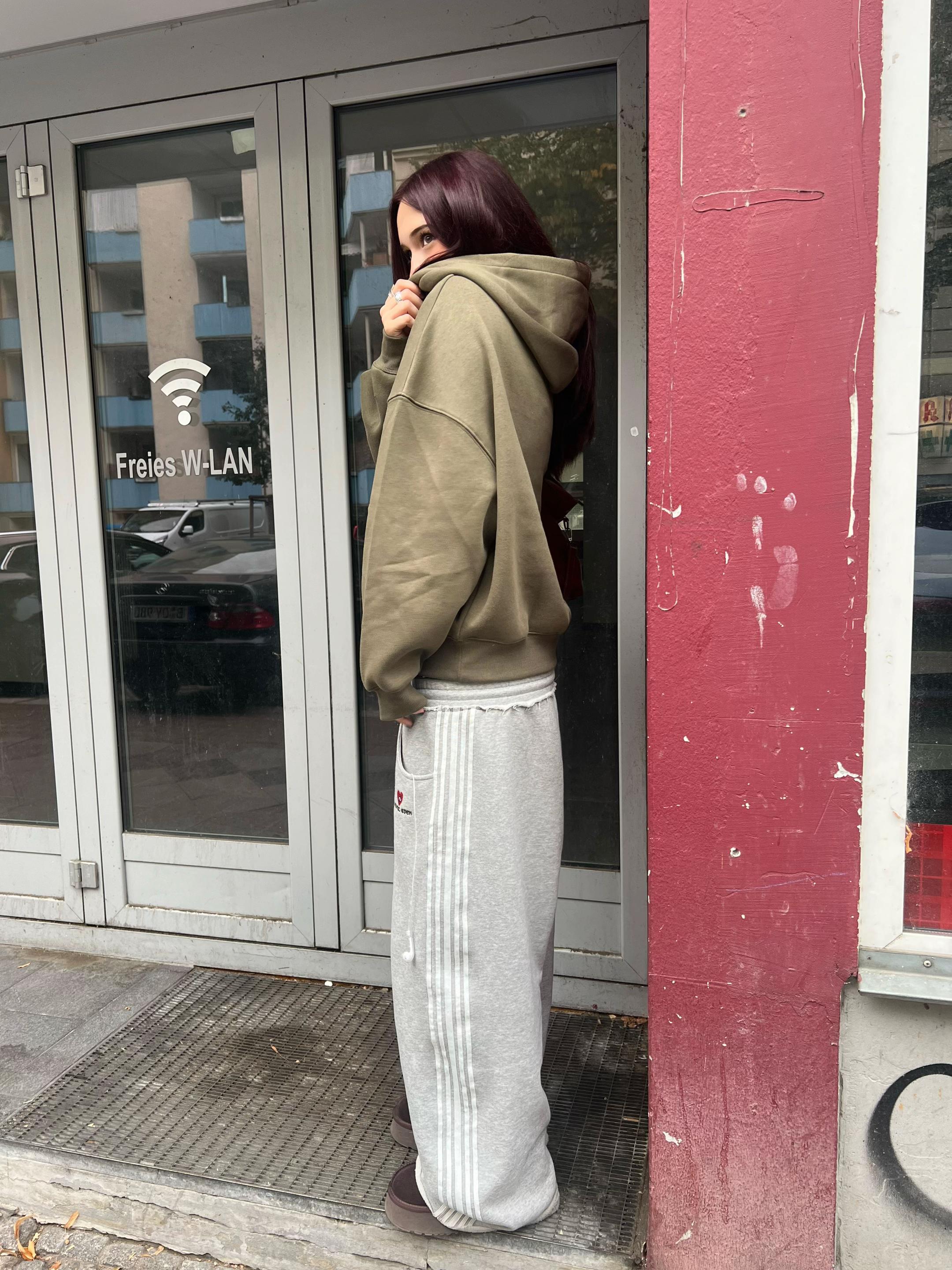 @darealnaia