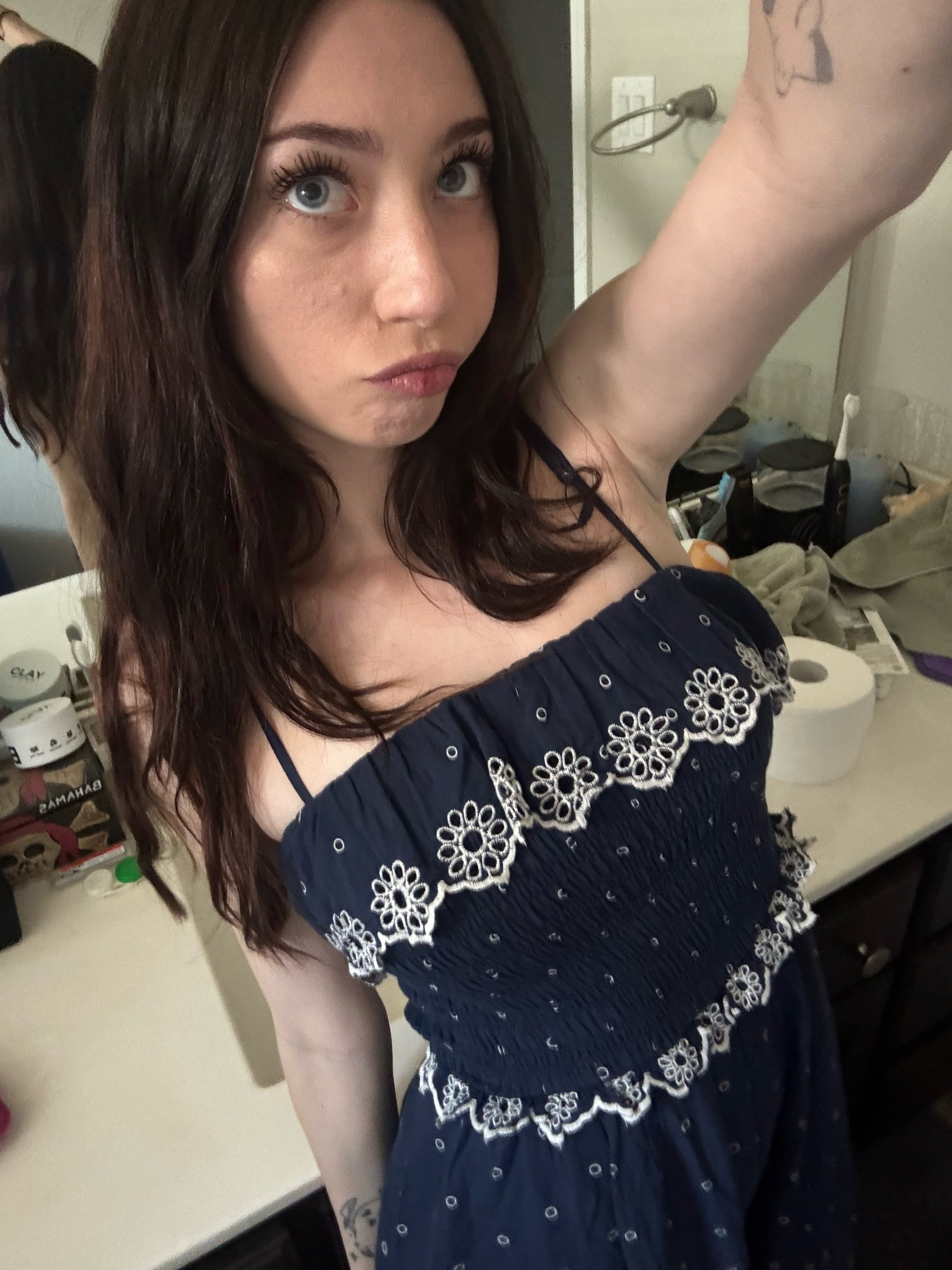 @≽^•⩊•^≼