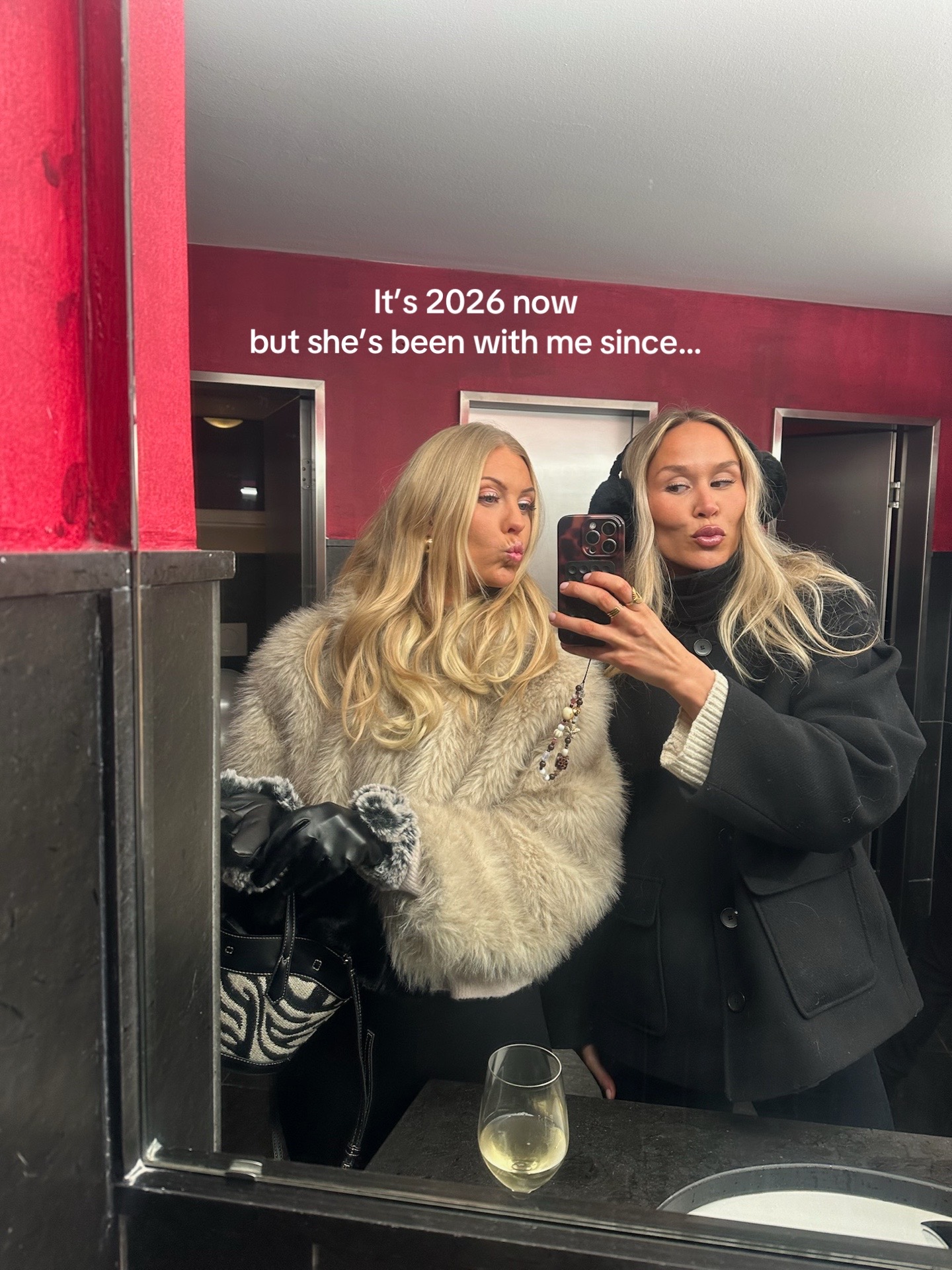 @Lovisa ✨