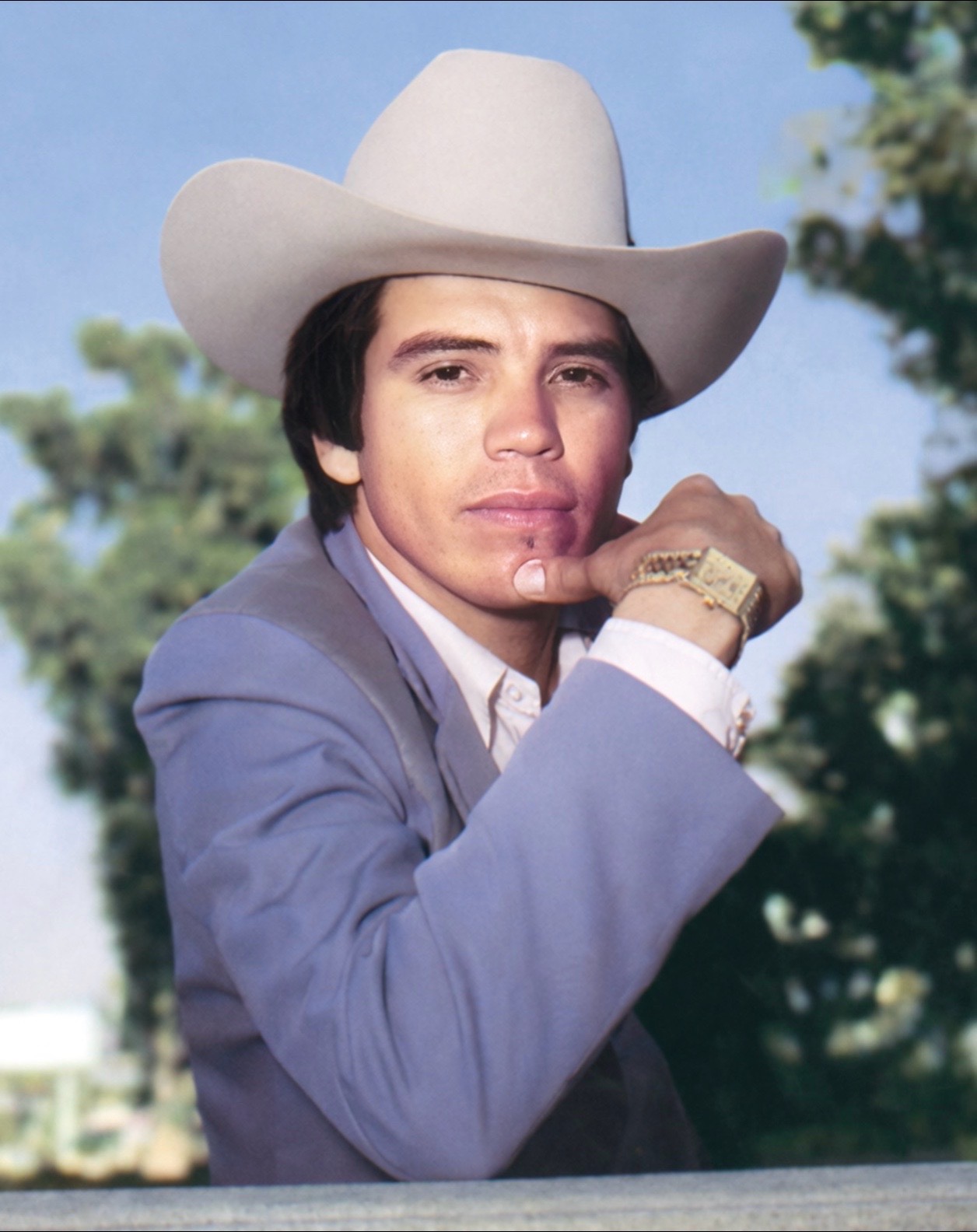 @Chalino Sanchez