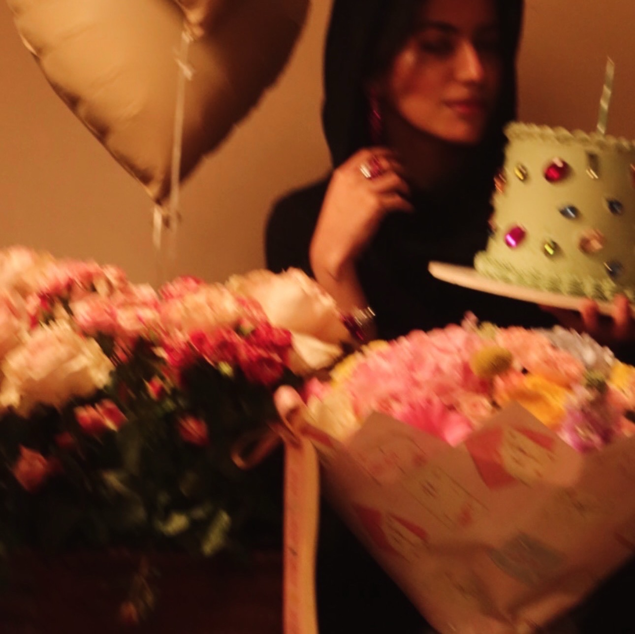 @shoug| شوق