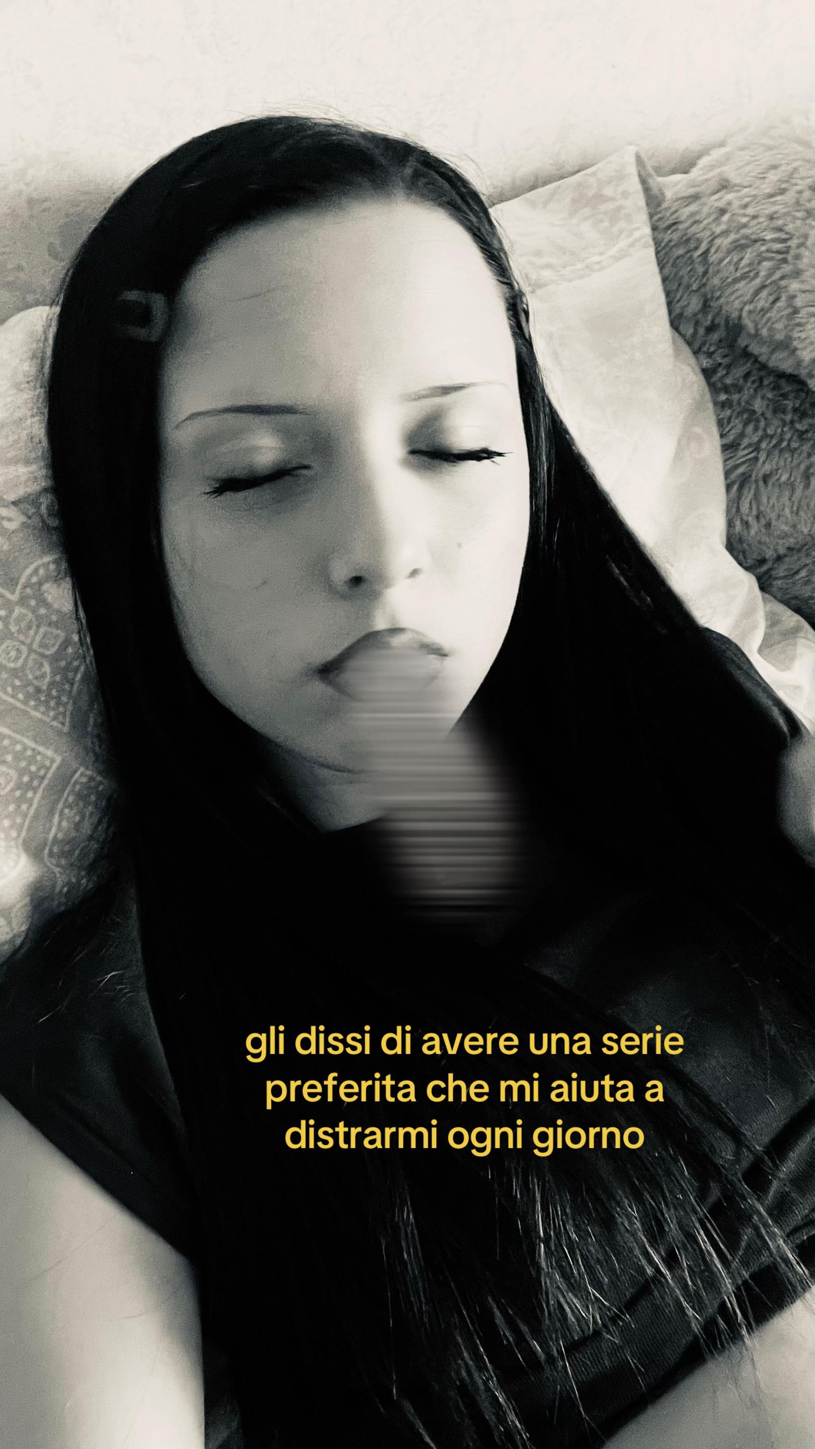@𝔐𝔢𝔩𝔞_𝔰𝔭𝔞𝔪𝔪