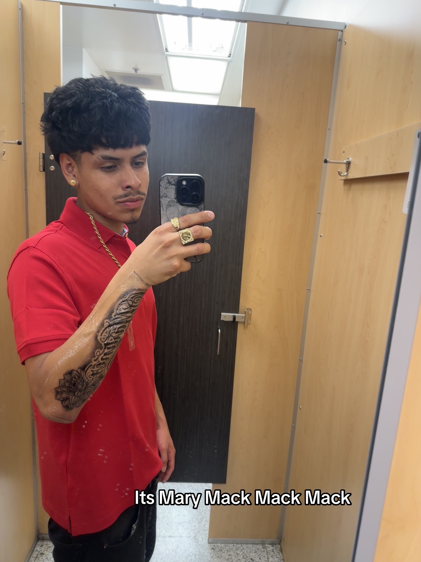 @carlos_.12