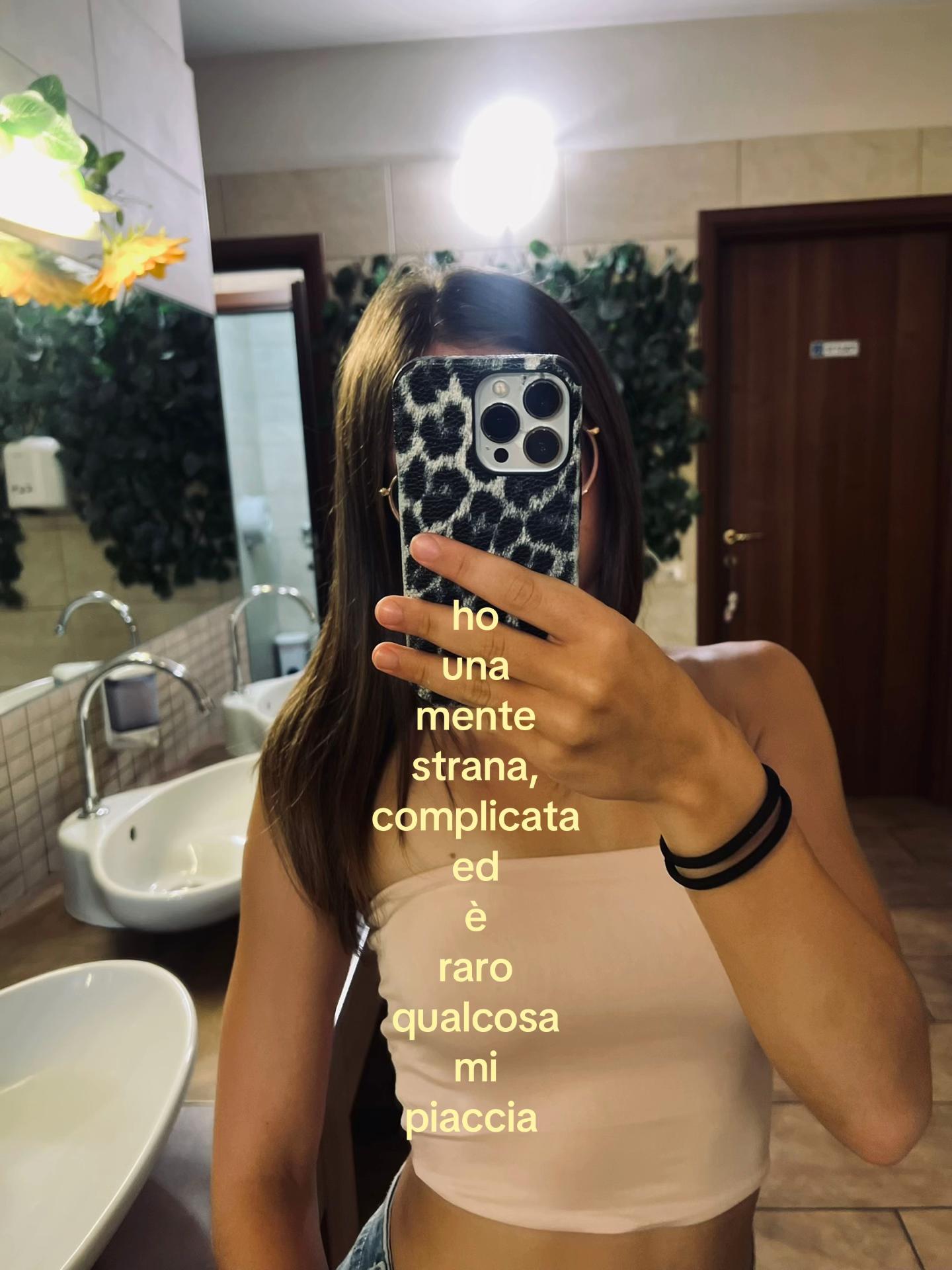 @𝒢𝒾𝓊🧿