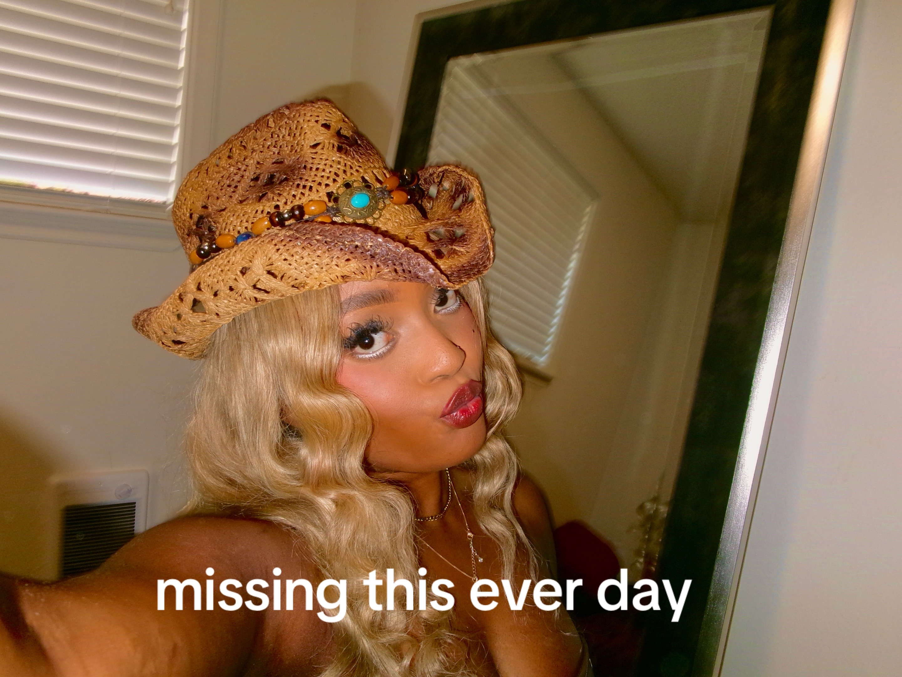 @latifa