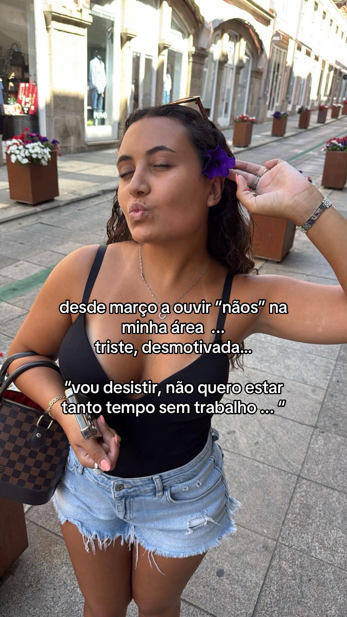 @Carolina✨