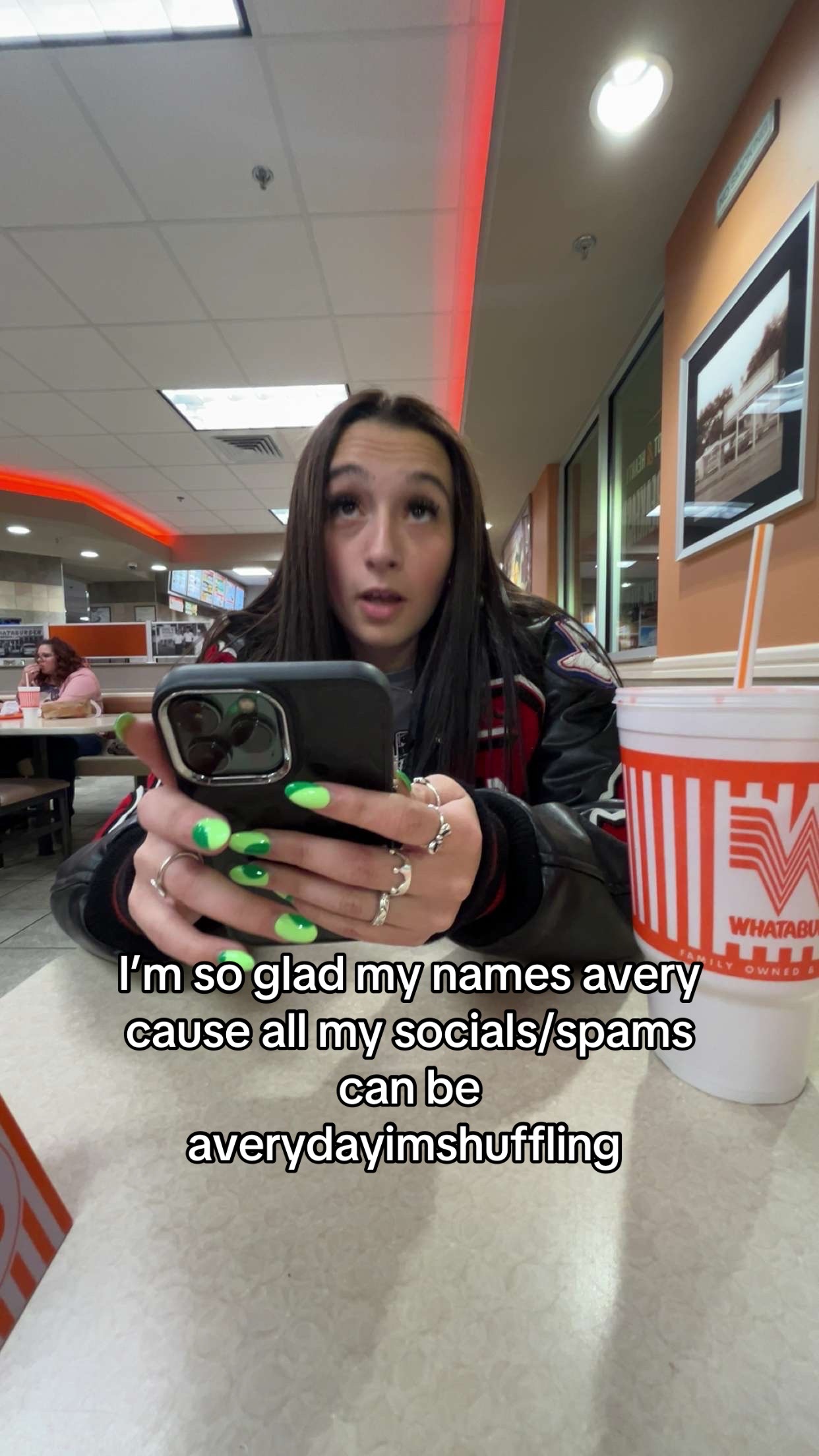@averyyyy!.
