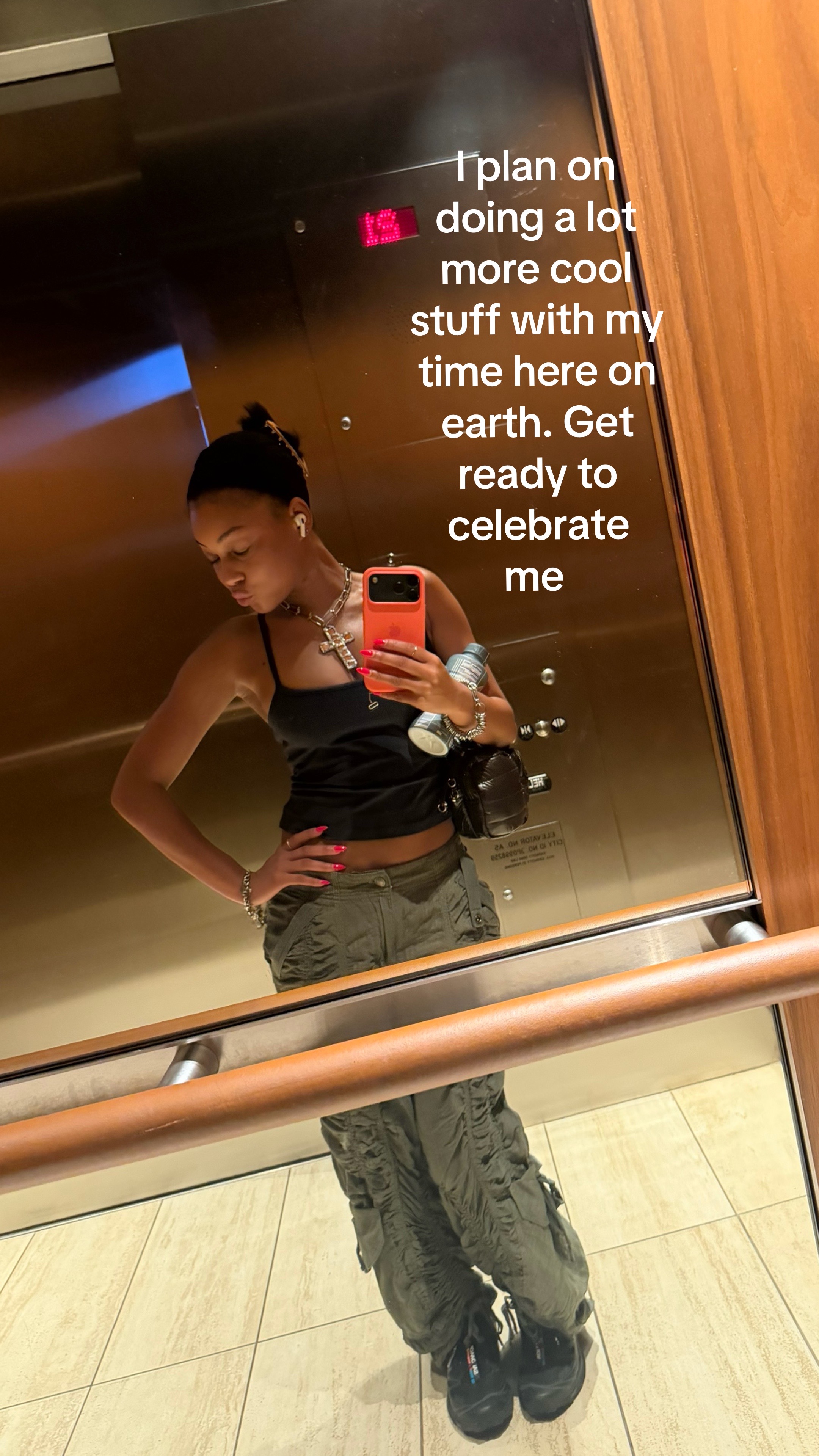 @therealvvviu