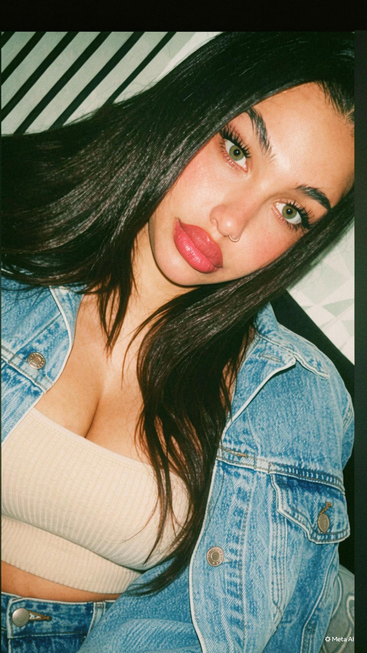@𝒮𝒶𝓂𝒶𝓃𝓉𝒶. 🦋