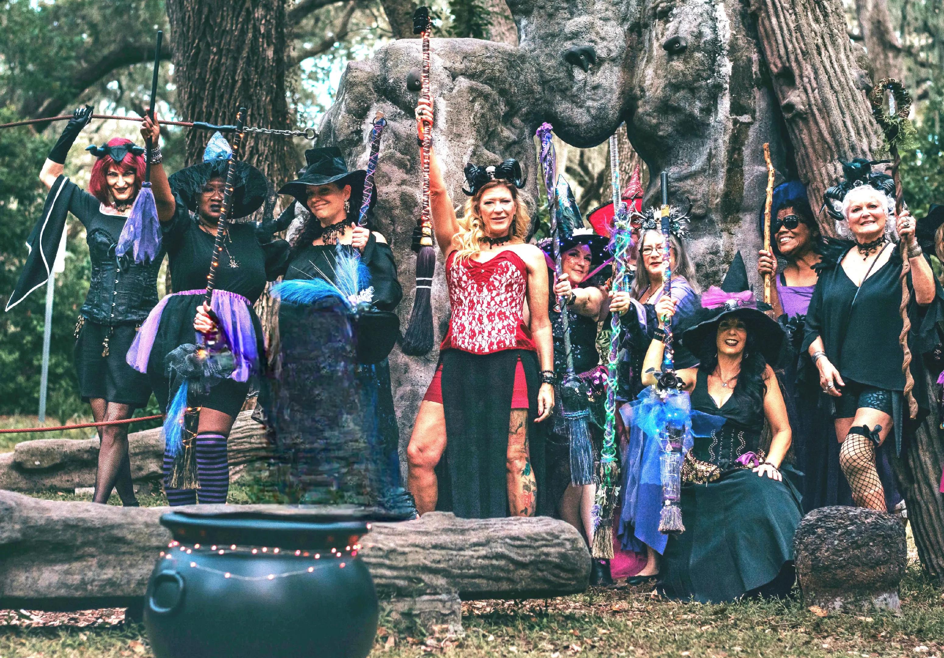 @WickedWomenDanceTroupe