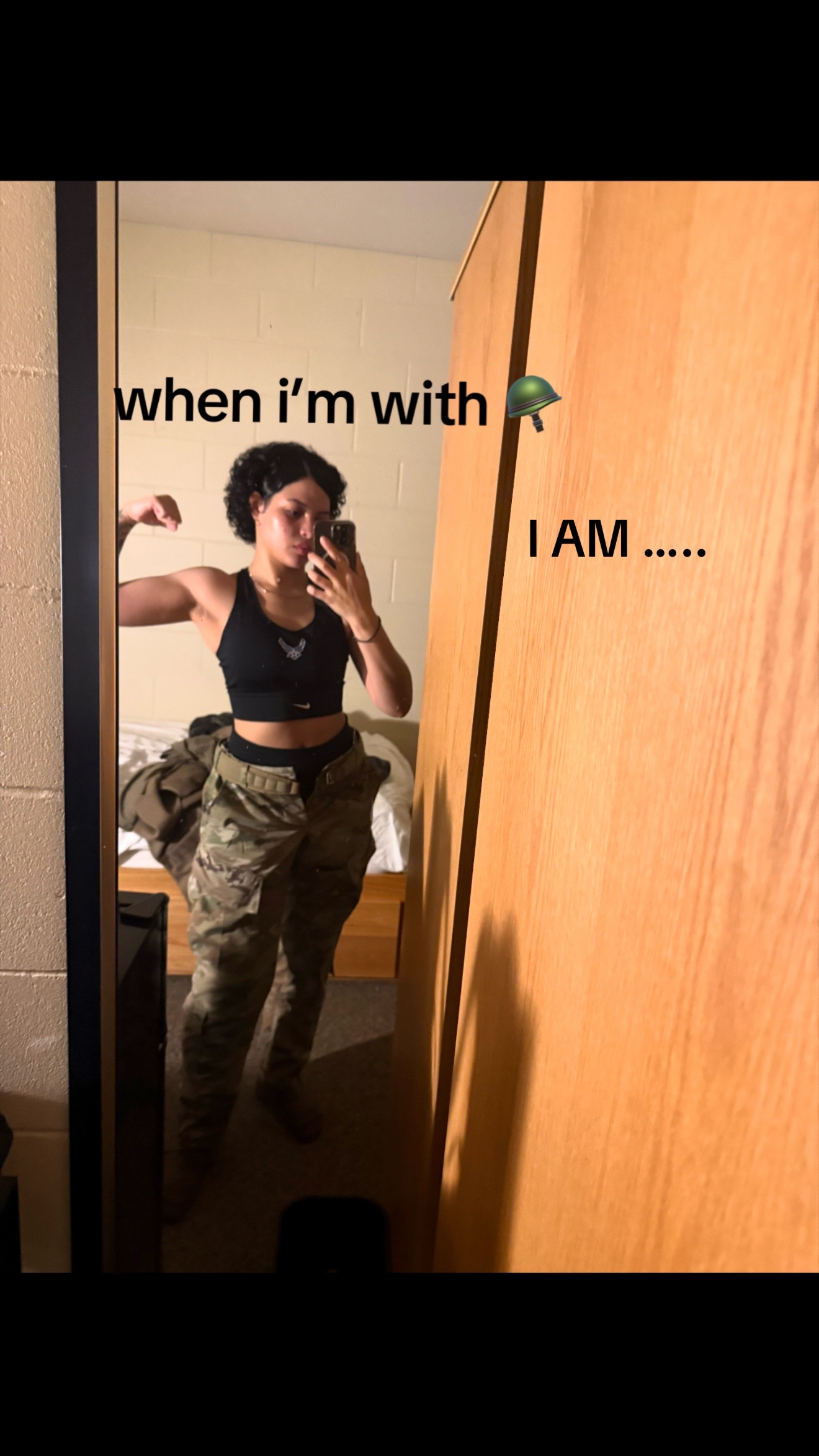 @kelllyy